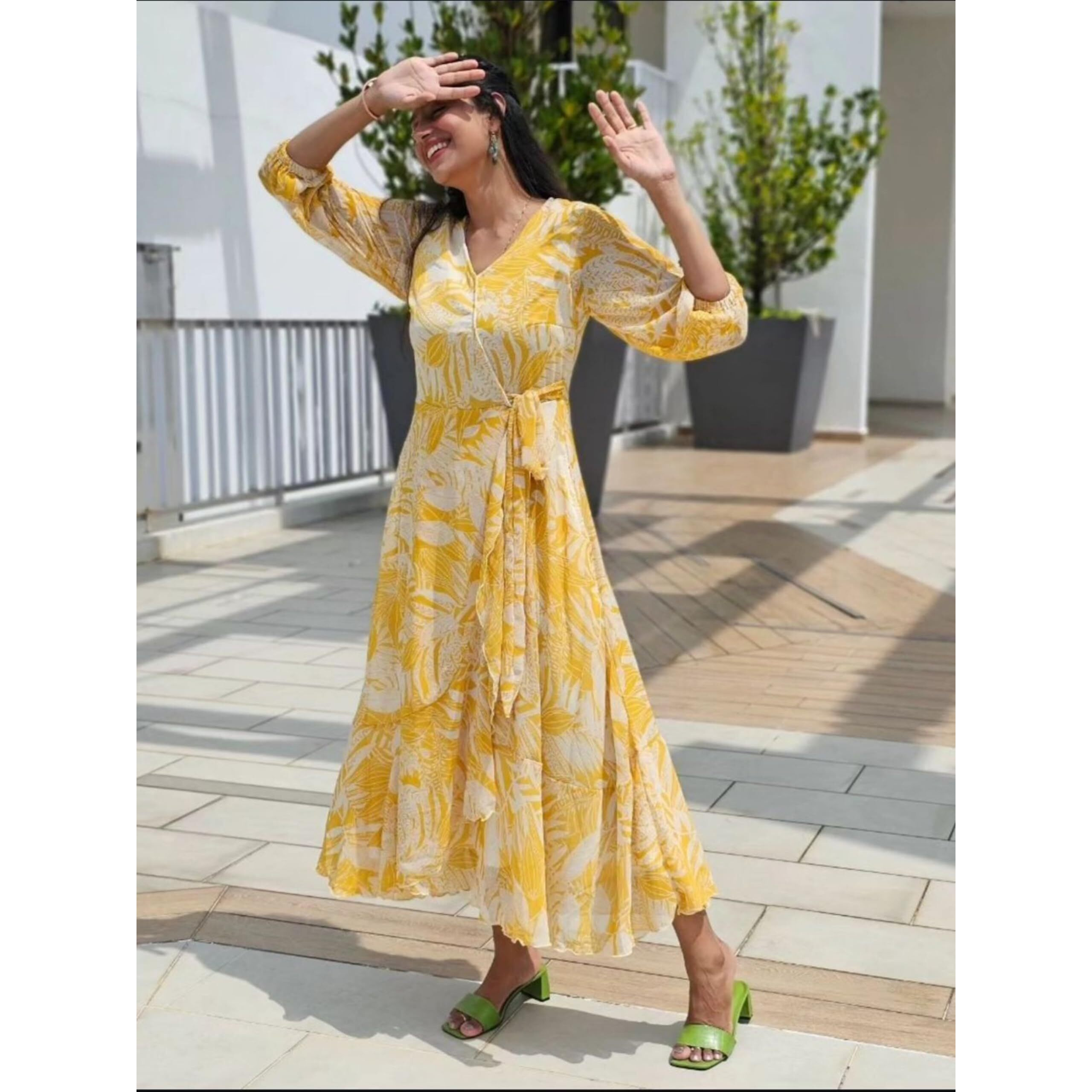 Miss Chase Women's V Neck Full Sleeve Floral Layered Maxi Dress With Pocket (Mcaw21D14-94-37-09, Yellow & White, 4Xl)