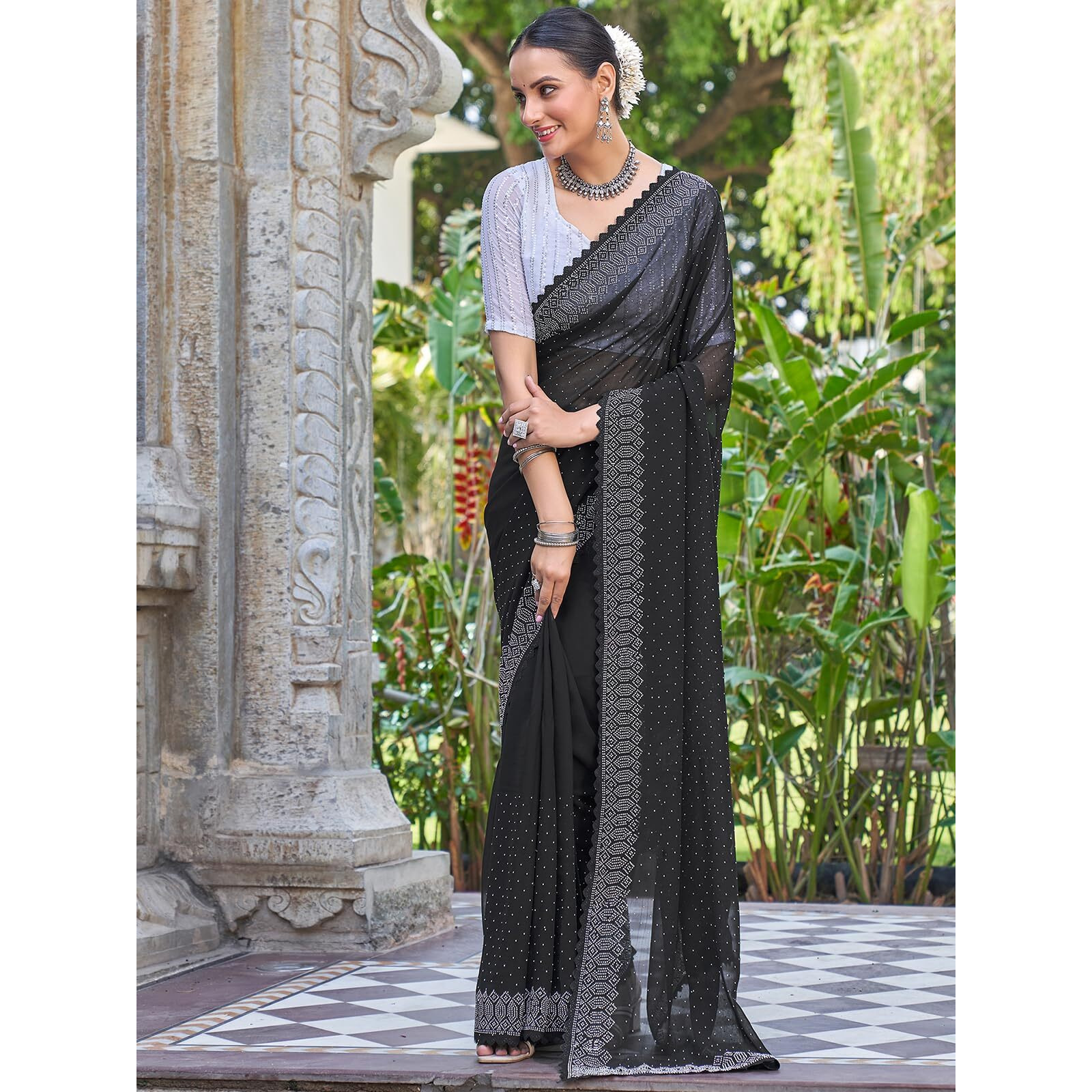 Satrani Women's Stone Work Embellished Georgette Saree With Unstitched Blouse Piece (3731S173N_Black)