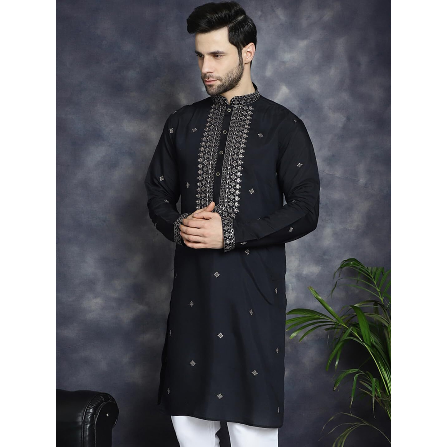 Jompers Men's Black Sequin Embroidered Kurtas (Black, S)