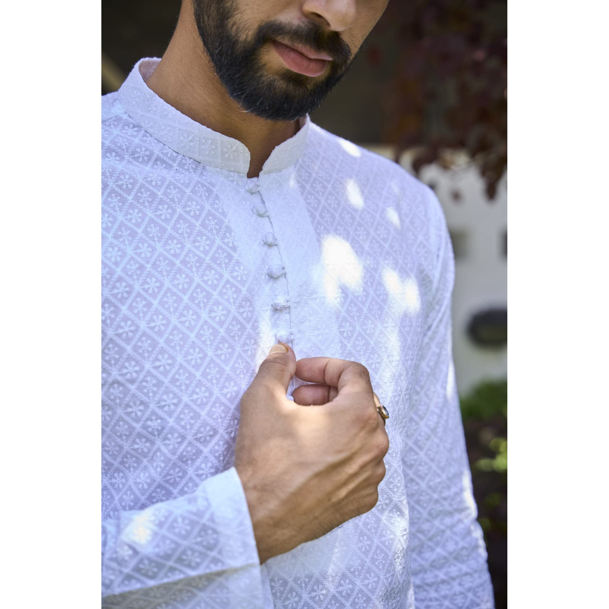 See Designs White Cotton Regular Fit Embroidered Kurta Set Mandarin Collar Long Sleeves_Sdmkt109303Xs