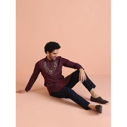 Kisah Men's Kurta, Purple Silk Blend, Jacquard Regular Fit Mandarin Collar Long Sleeves (42)