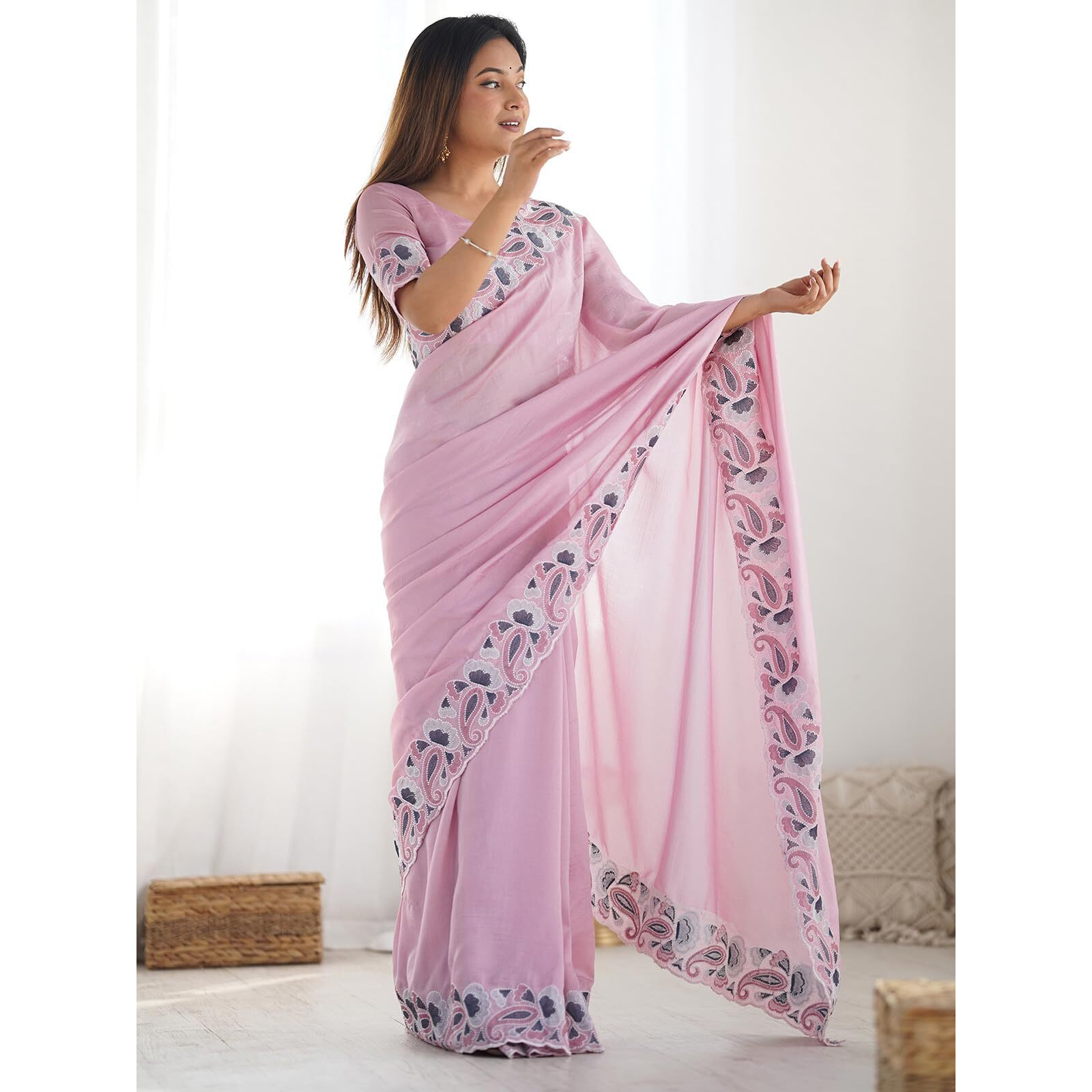 Satrani Women's Silk Blend Embroidery Saree With Unstitched Blouse Piece (4135S145N_Dull Pink)