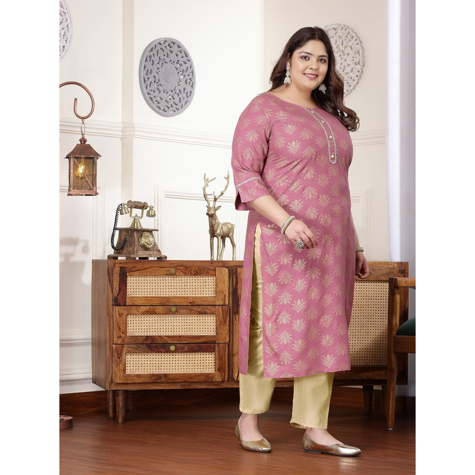 Stylum Plus Size Women Gold Printed Rayon Straight Kurta (Toruwineplus52_Wine, 6Xl)