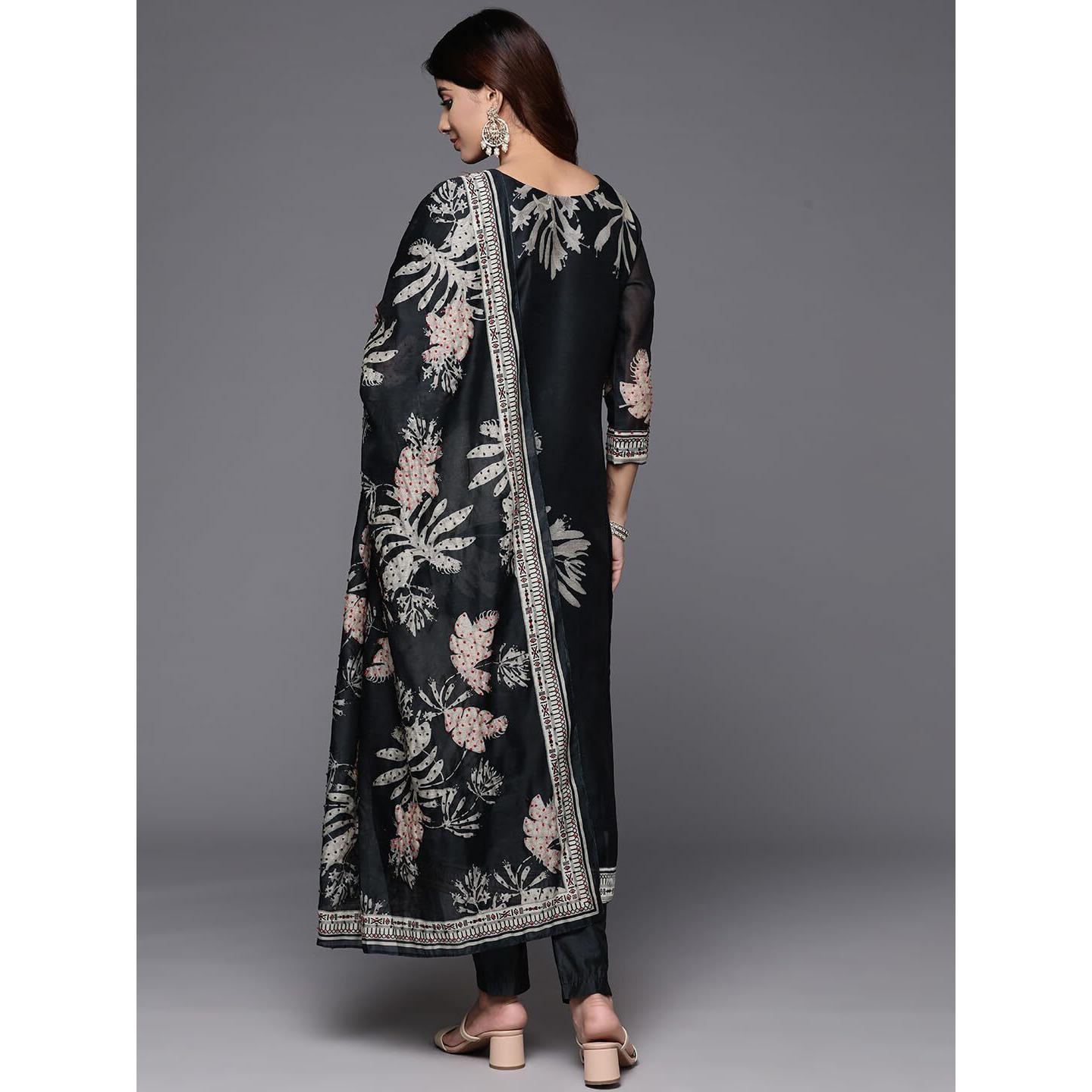 Varanga Women's Round Neck Floral Printed Embroidered Kurta Paired With Solid Bottom And French Knot Embroidered Dupatta