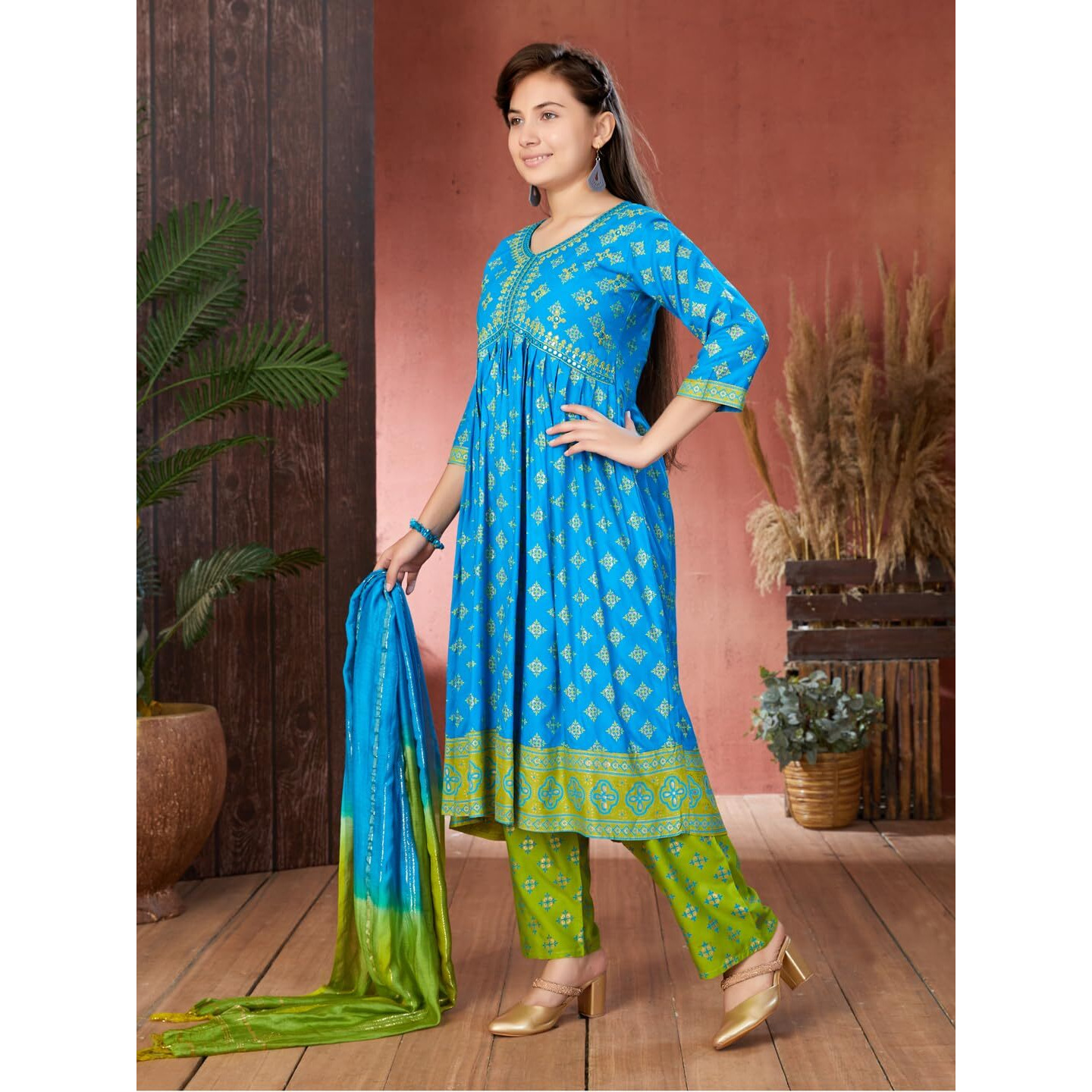 Aarika Girls Ethnic Wear Blue Colour Foil Print Mirror Embroidery Rayon Kurti (9-16 Years)