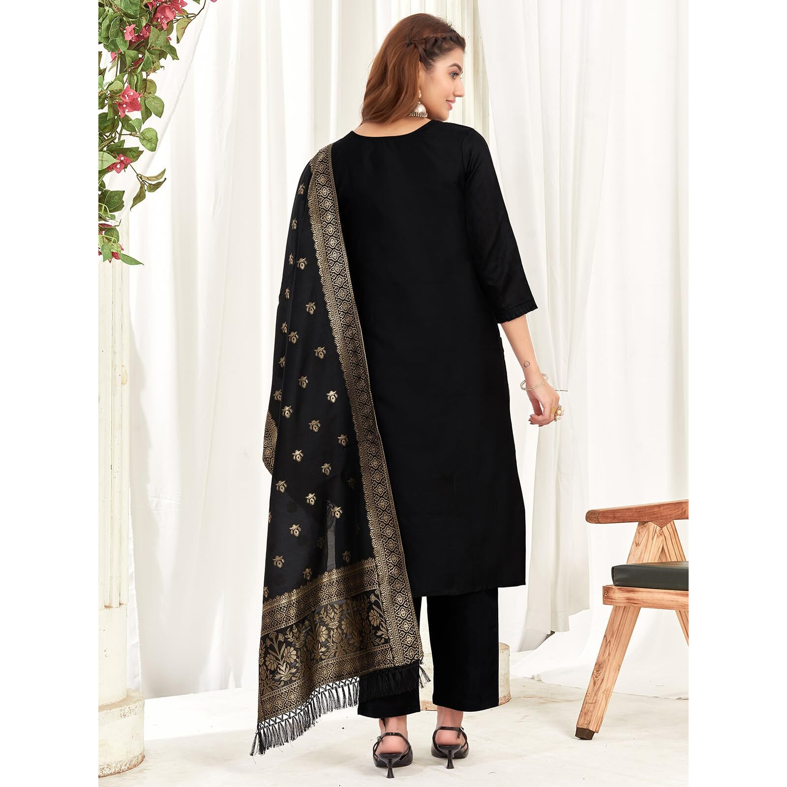 Sanisa Women's Silk Blend Jacquard Work Straight Kurta With Pant And Dupatta Set (223Kbd2361N-L_Black And Golden)
