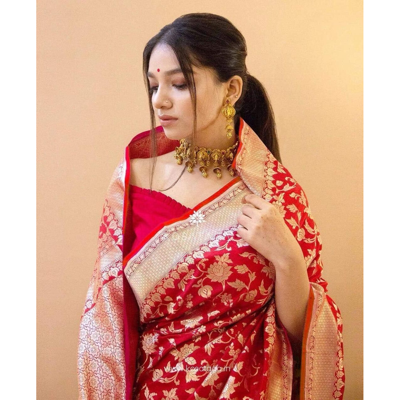 Flosive Women's Present Banarasi Soft Lichi Silk Saree Beautiful Jacquard Rich Pallu Ayn Design Work Zari Woven Kanjivaram Silk Style Saree With Soft Lichi Silk Blouse Piece (Red)