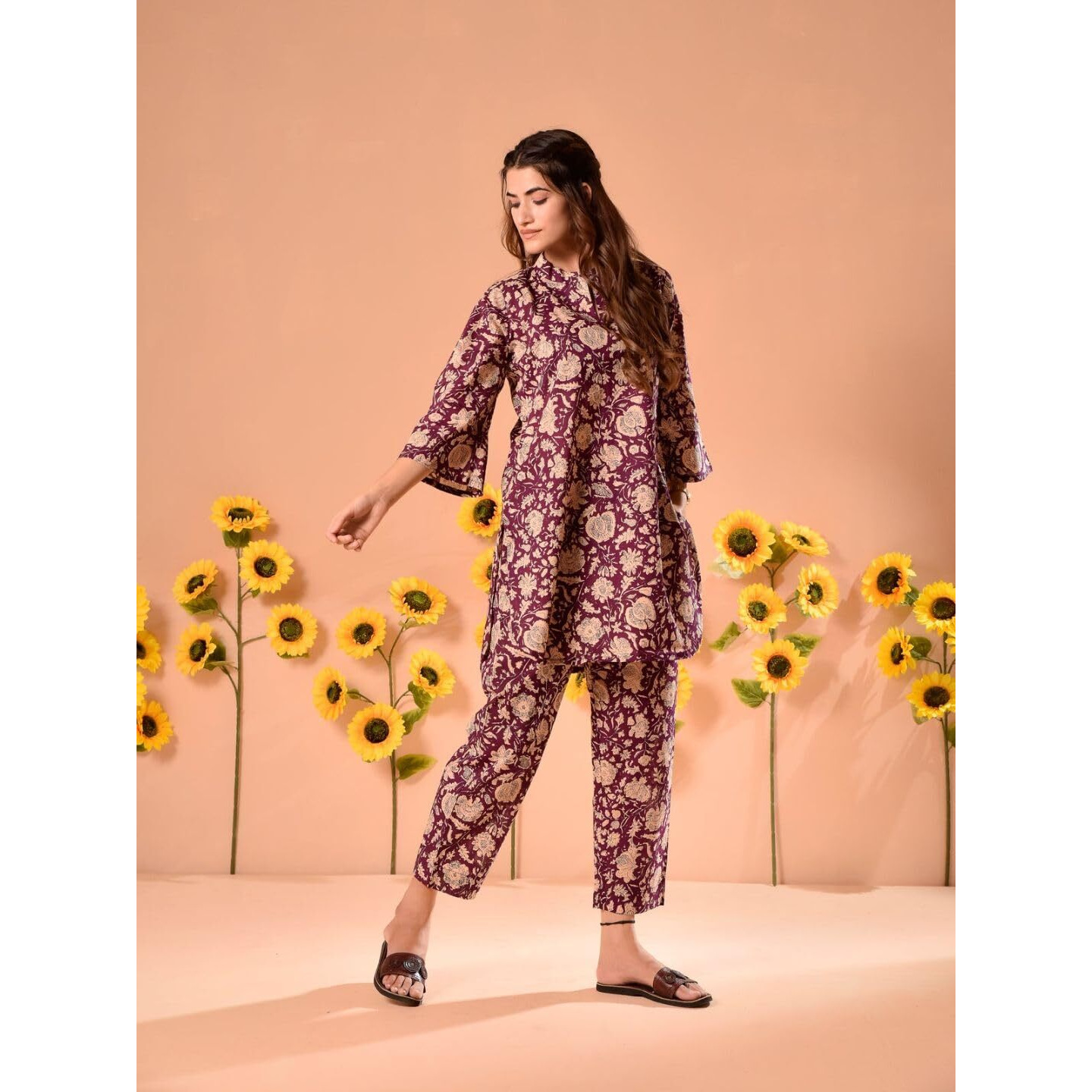 Nainvish Women's Maroon Printed Straight Rayon Keyhole Neck Co-Ord Set (Sd678_Kb-Xl)