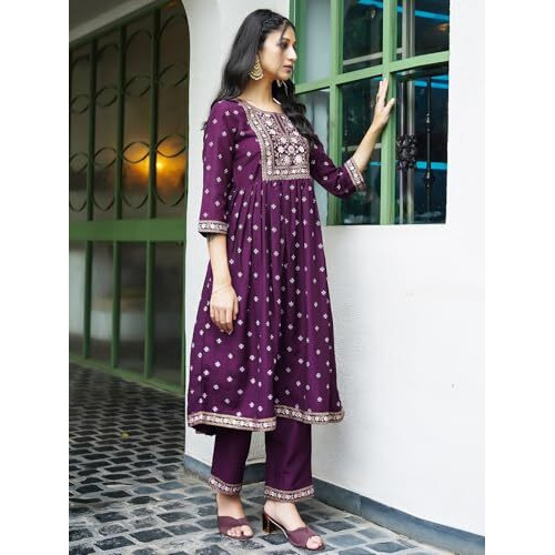 Sanisa Women's Chinnon Foil Floral Printed Straight Kurta With Pant And Dupatta Set (208Kbd2204N-M_Deep Purple & Lavender. Golden)