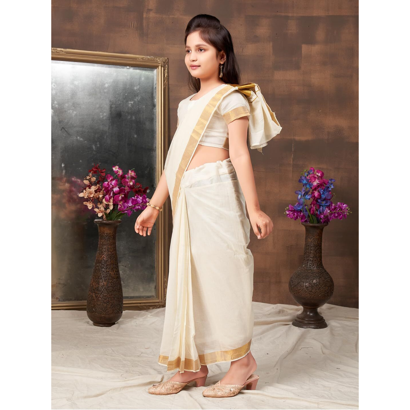 Aarika Girls Ethnic Wear Cream Colour Onam Cotton Blend Saree (3-9 Years)