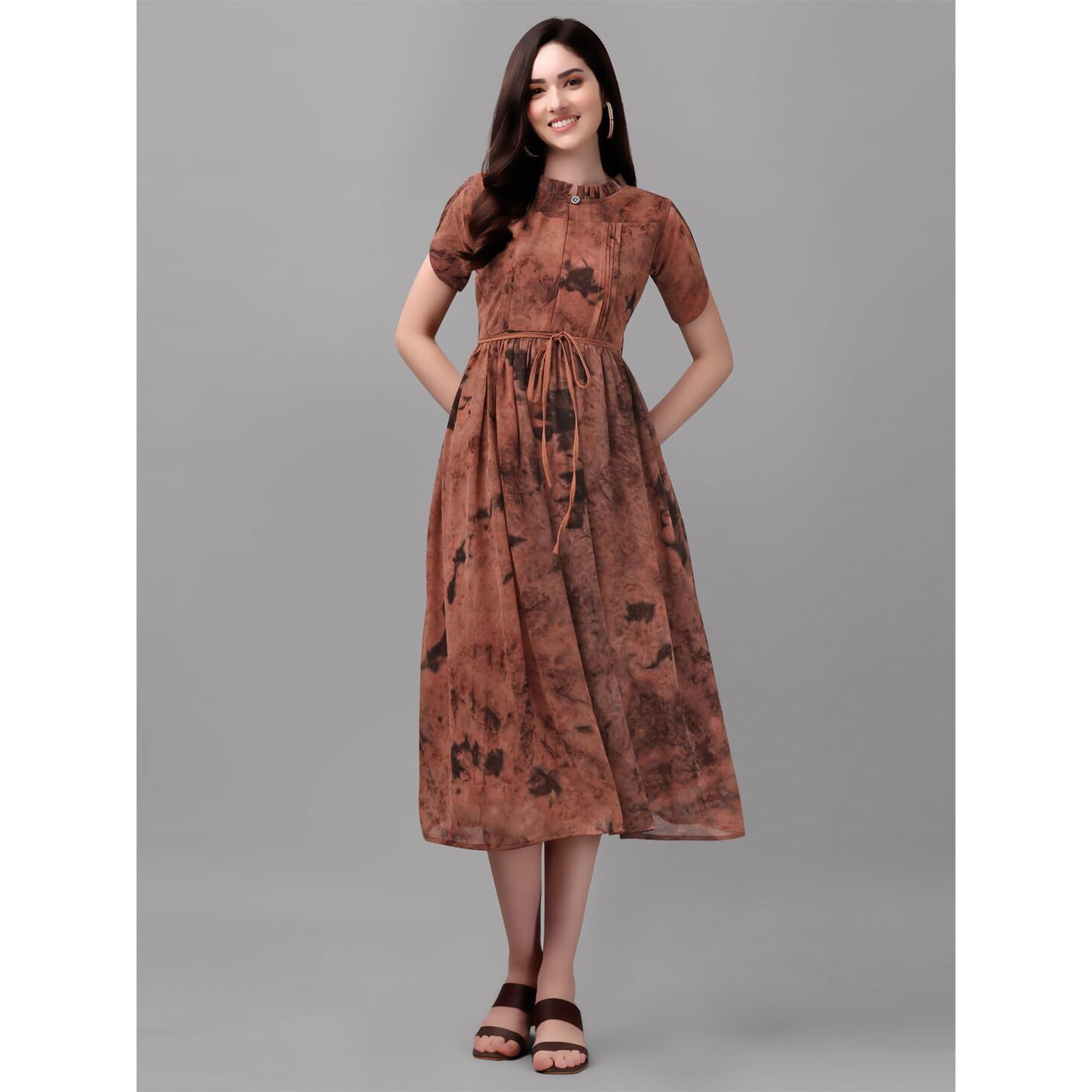 Gufrina Women's Half Sleeve Ruffle Neck & Tie-Up Dress - Elegant Midi Dress With Pleated Details (Brown L)