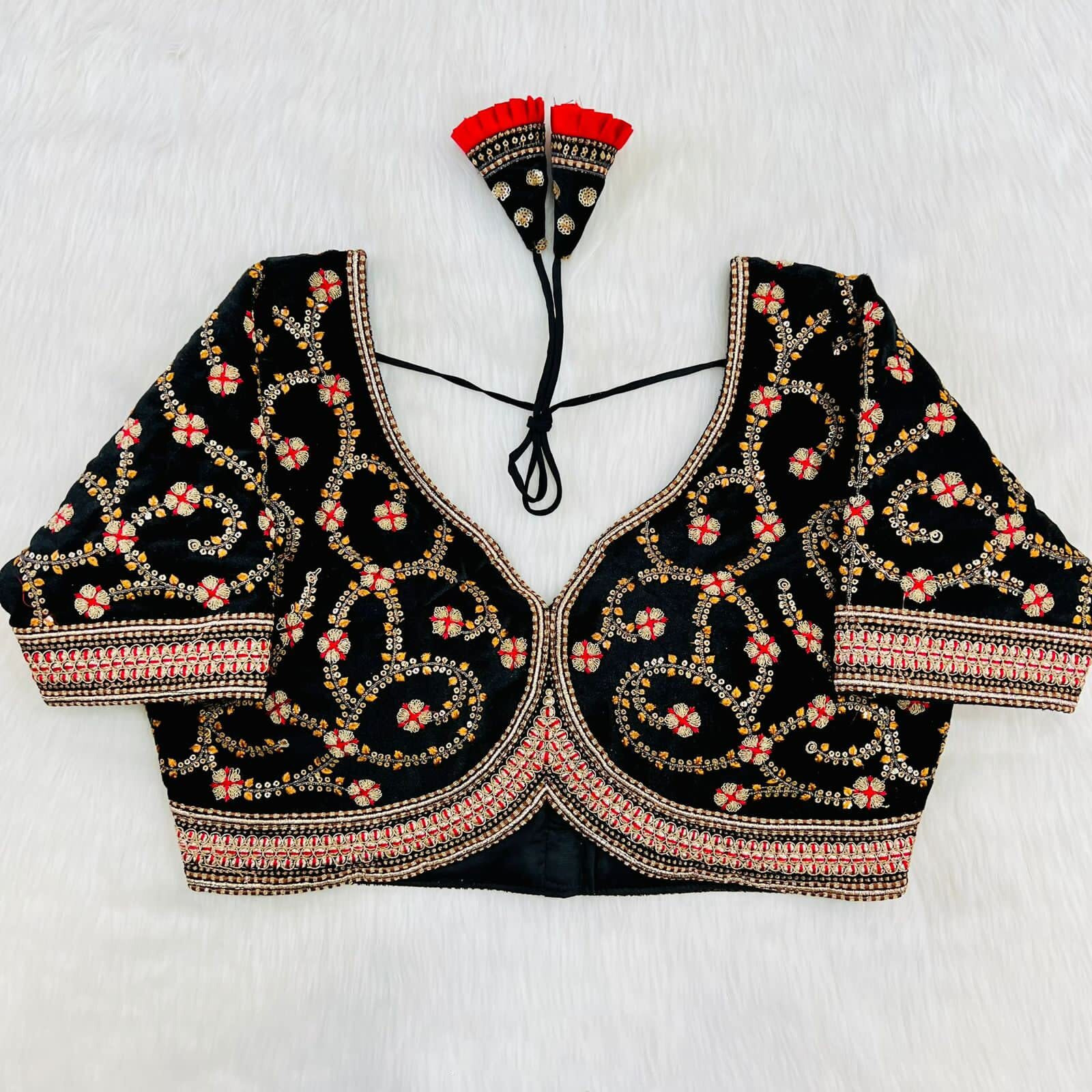 Pujia Mills Women's Velvet Blouse Heavy Codding Embroidery With Sequins Work Sweetheart Neck Blouse Half Sleeve (Valley Black)
