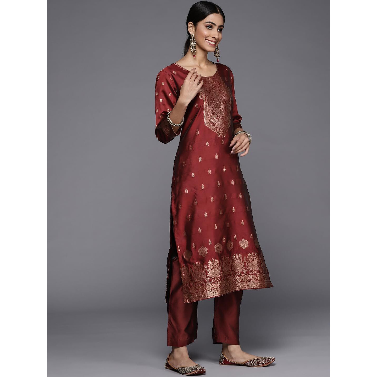 Varanga Maroon And Gold Brocade Kurta Paired With Straight Pant And Chiffon Dupatta
