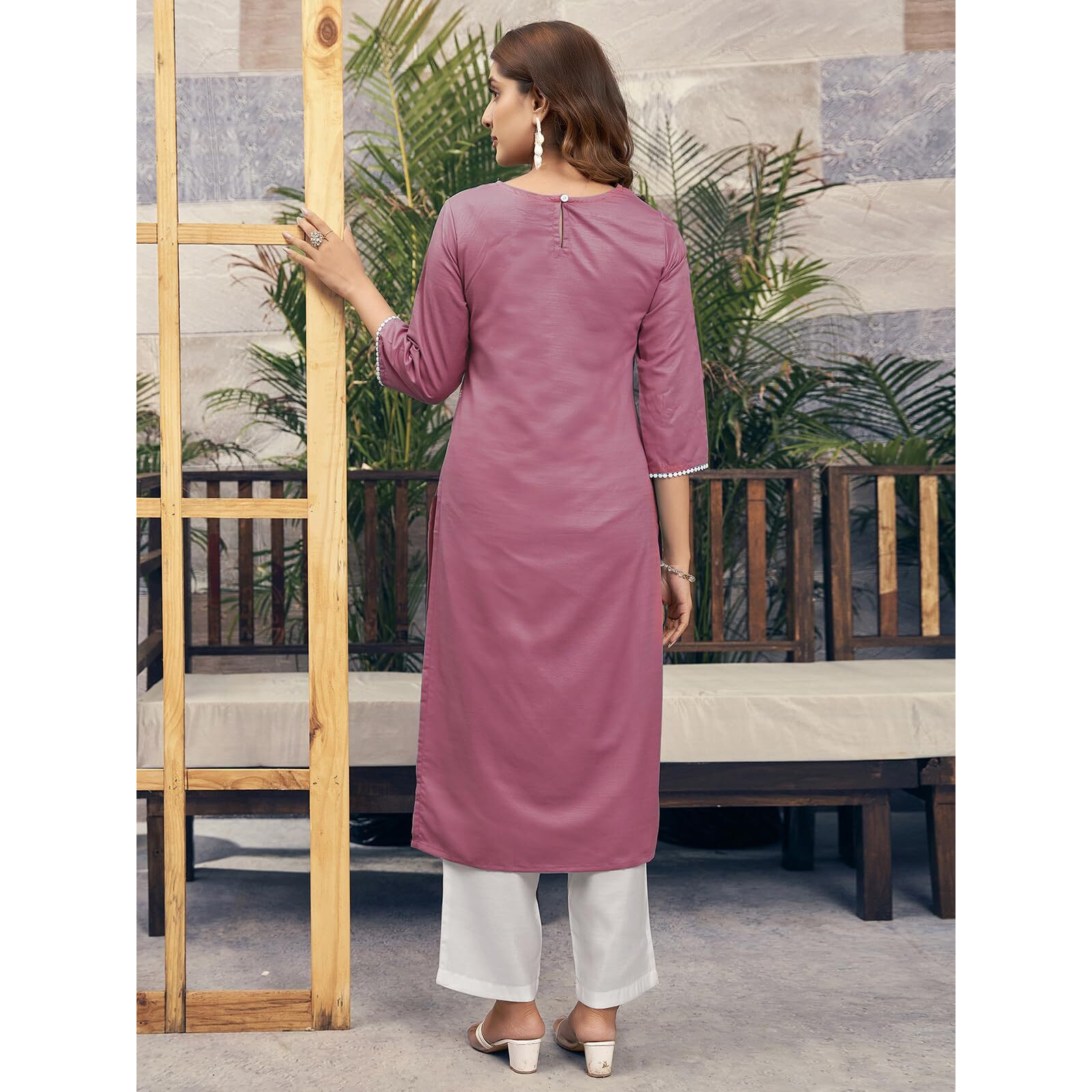 Sanisa Women's Rayon Blend Chikankari Embroidery Straight Kurti (476K10049N-M_Dusty Pink)