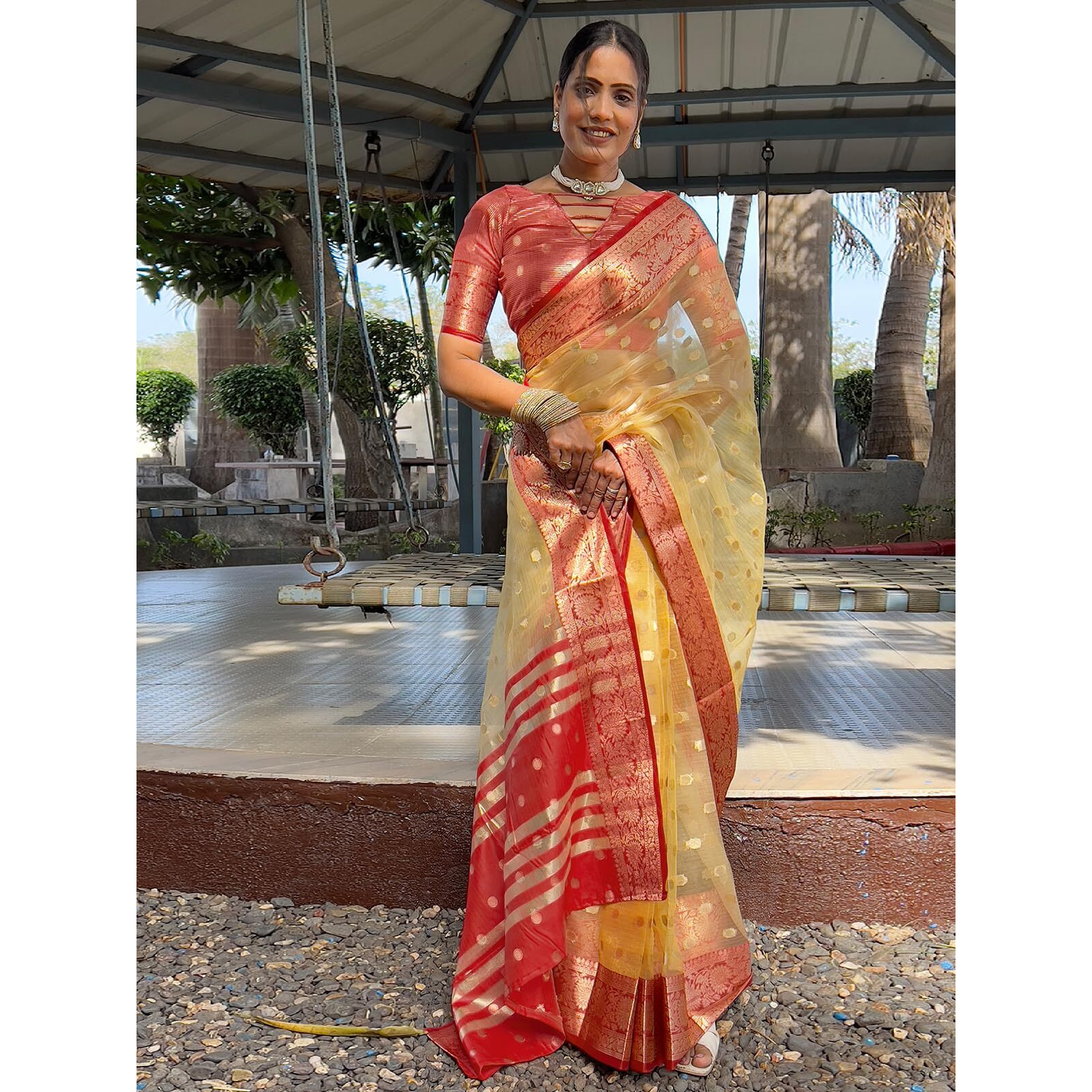 Satrani Women's Organza, Silk Blend Weaving Banarasi Saree With Unstitched Blouse Piece (4168S192N_Light Yellow)