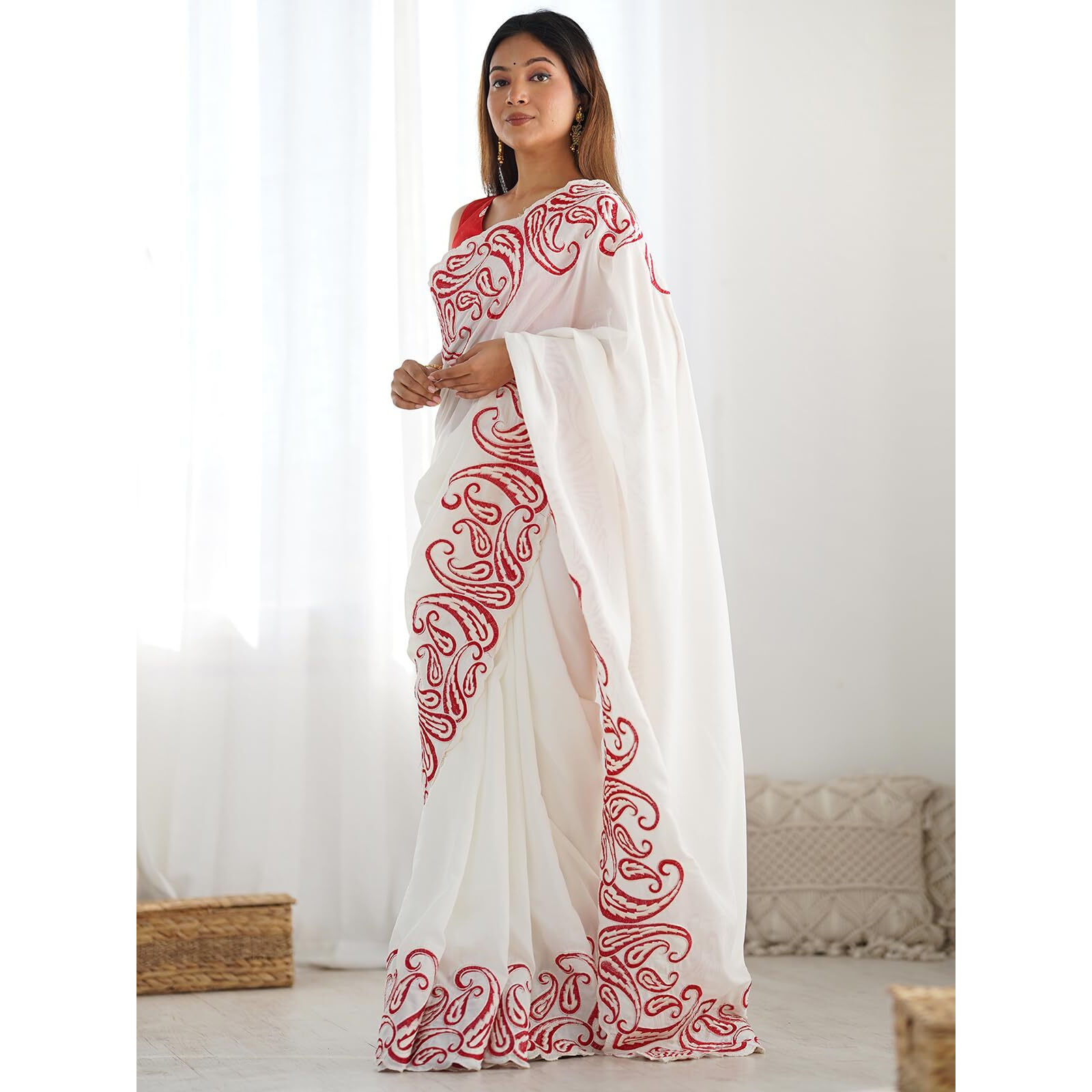 Satrani Women's Silk Blend Embroidery Saree With Unstitched Blouse Piece (4135S150N_Ivory)