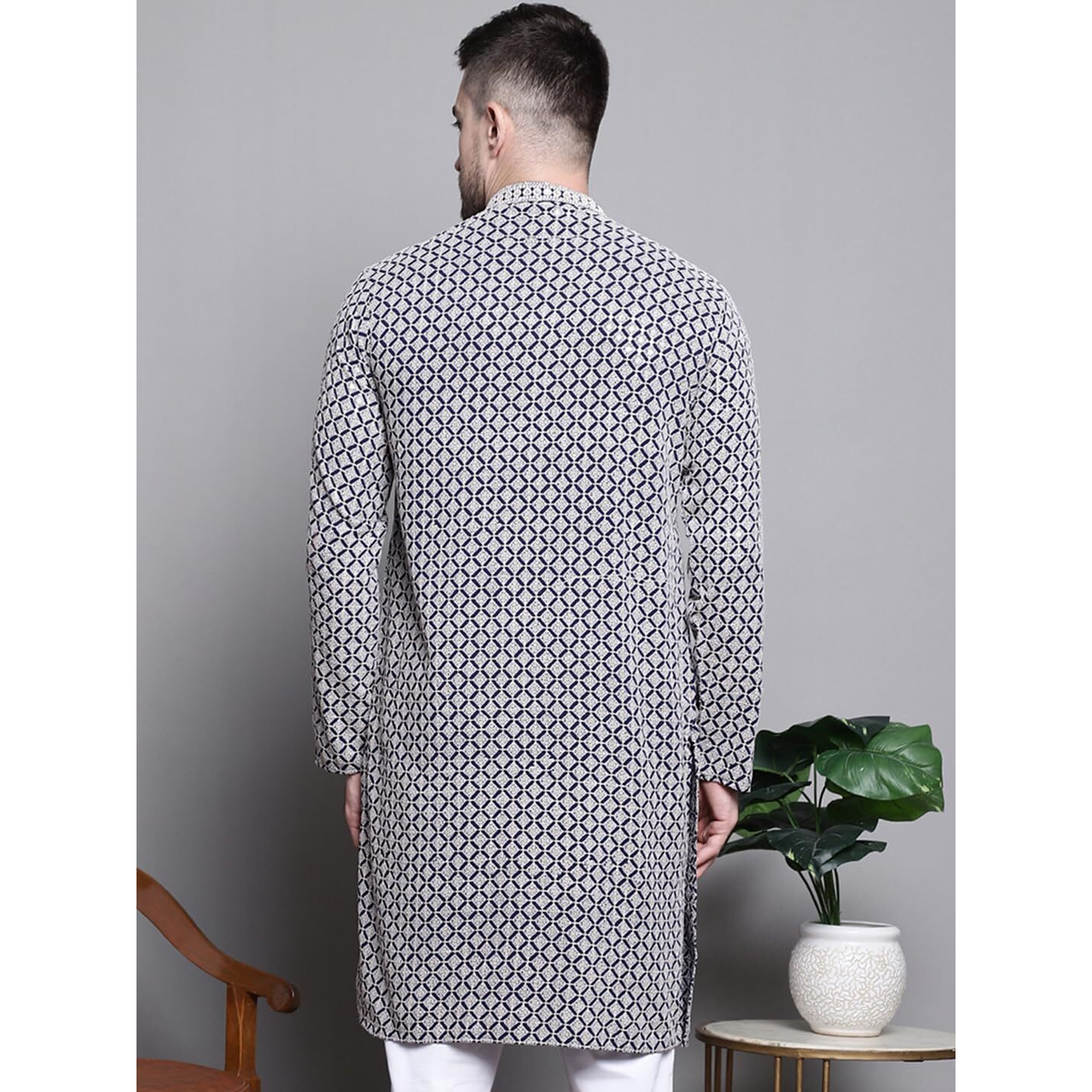 Jompers Men Sequin Embroidered Pure Cotton Kurtas (Navy, L)