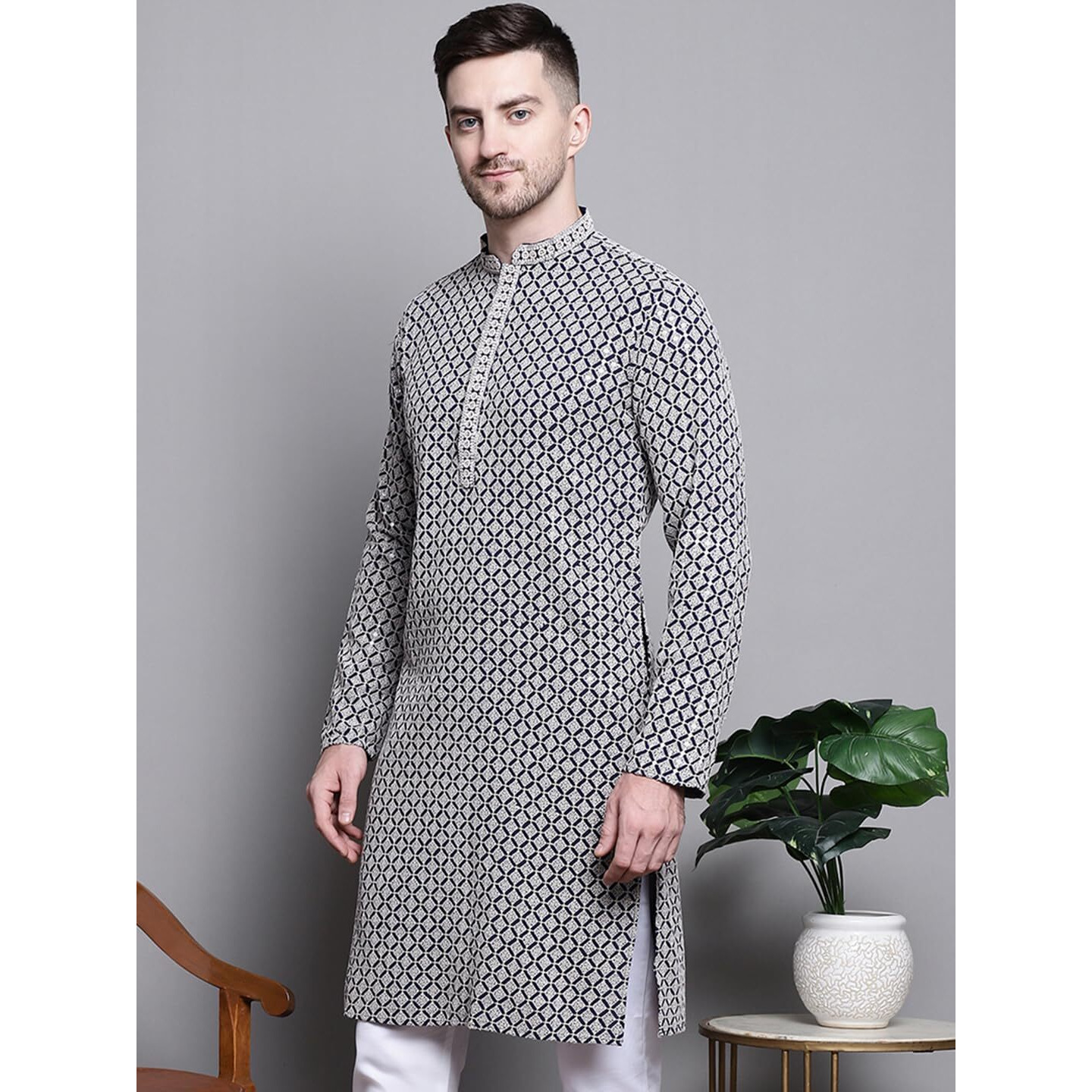 Jompers Men Sequin Embroidered Pure Cotton Kurtas (Navy, L)