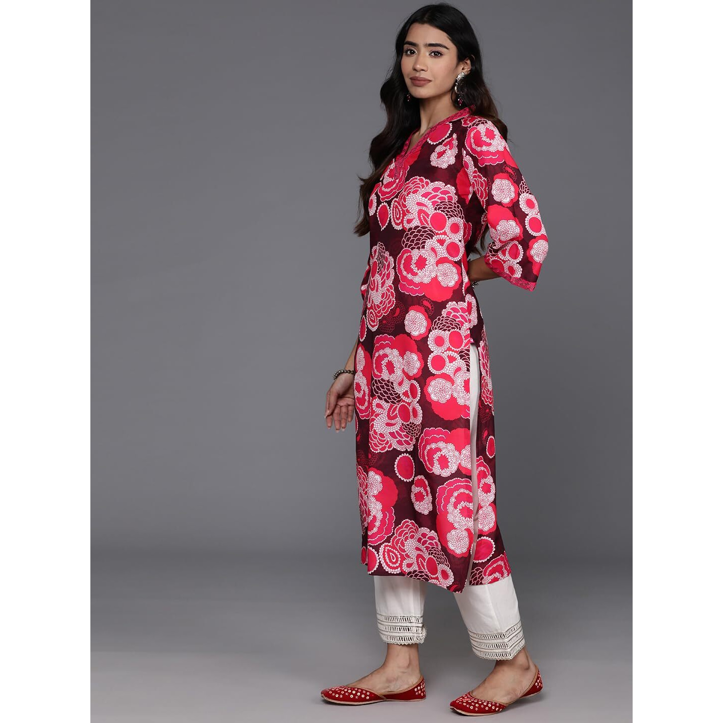 Varanga Womenred Floral Printed Sequine Embroidered V-Neck Straight Kurta