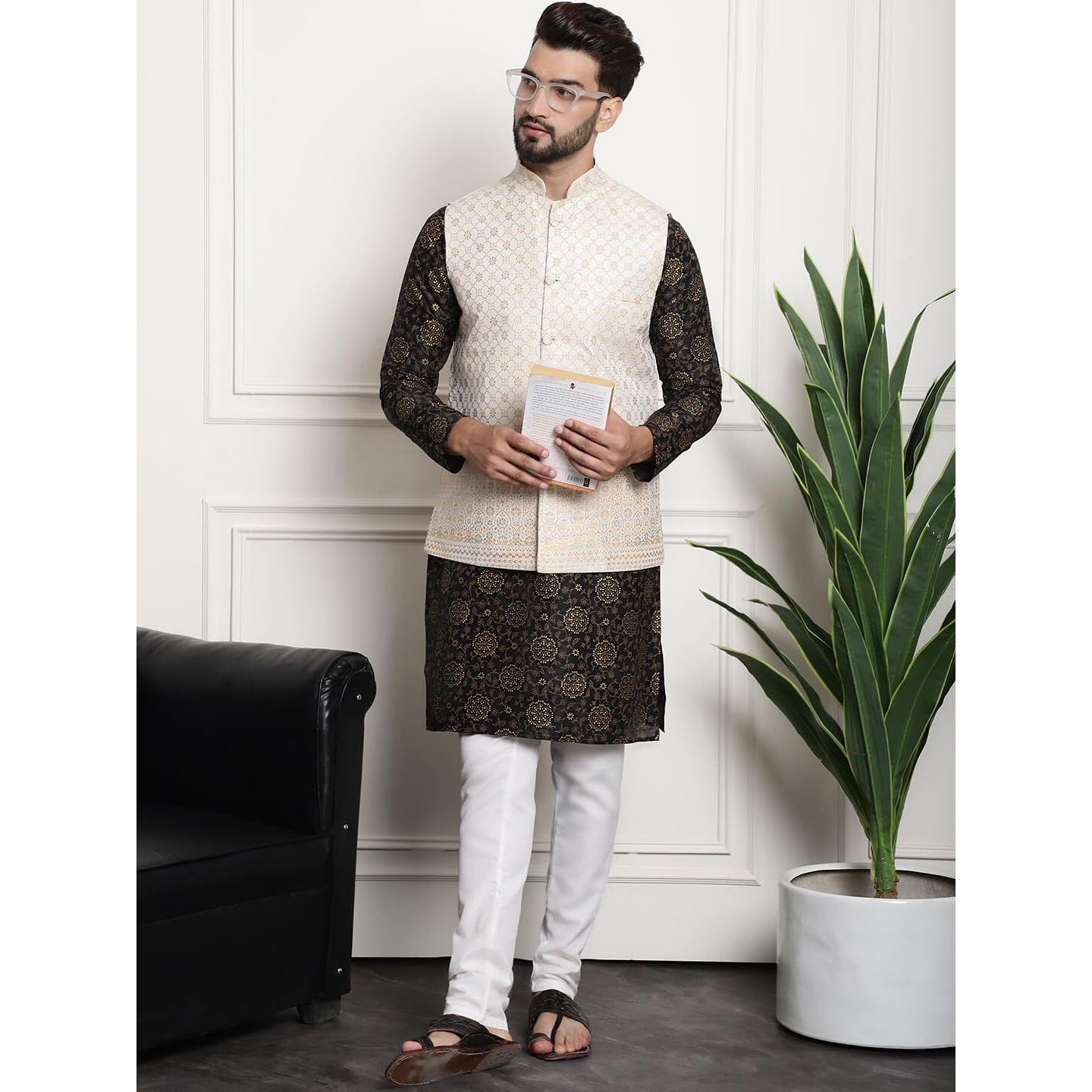Sojanya (Since 1958 Men's Silk Blend Print Black Kurta And Cream Pyjama With Cream Nehru Jacket