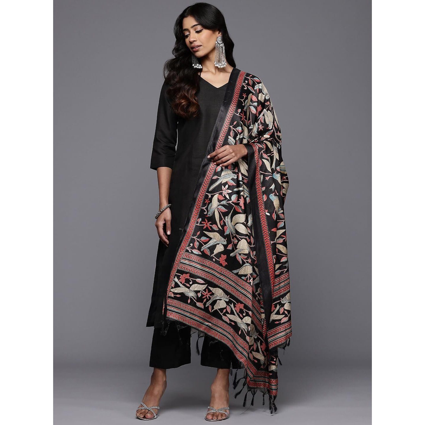 Varanga Women Solid Black V Neck Straight Kurta Set With Printed Dupatta