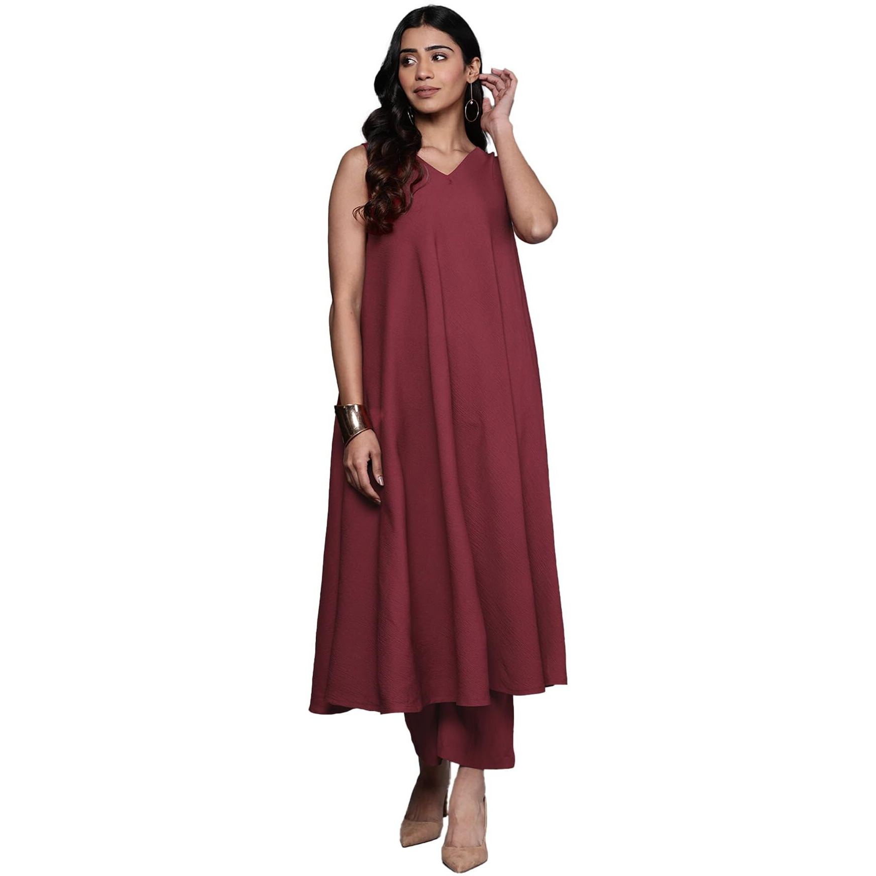 Varanga Womens Silk Blend Solid Regular Kurta Set  Sleeveless Maroon Kurta With V-Neckline, Matching Pants, And Accessories (Large)