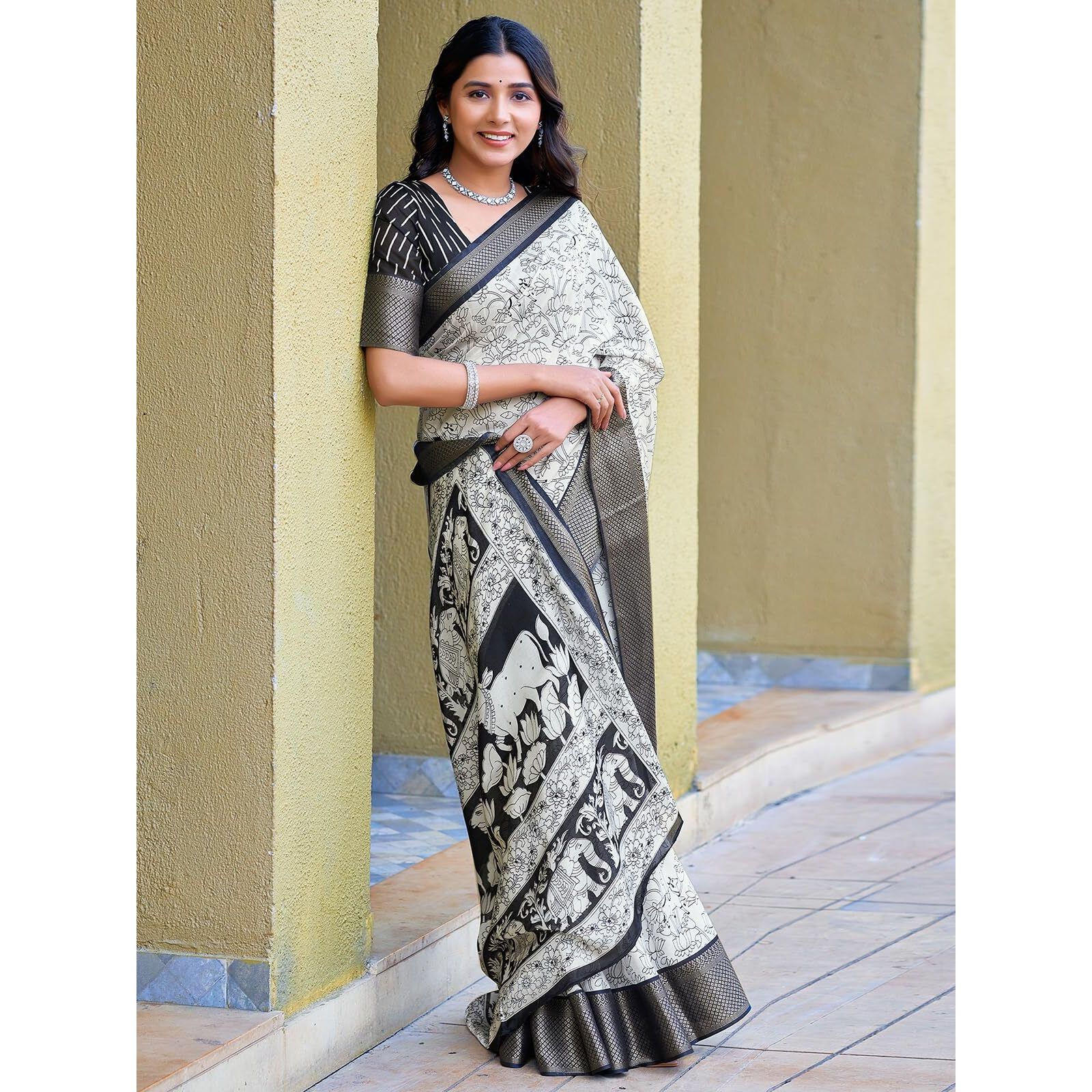 Satrani Women's Cotton Blend Printed Weaving Border Saree With Unstitched Blouse Piece (4029S176N_White2)