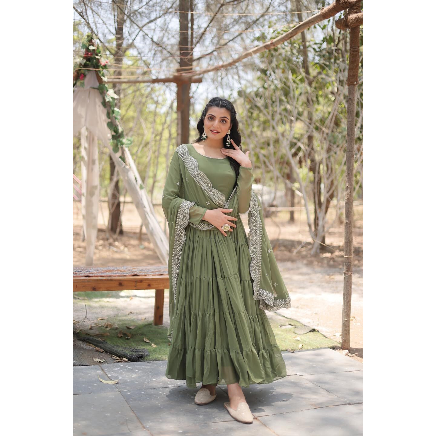 Fashion Basket Georgette Solid Anarkali Kurta Set For Women Green