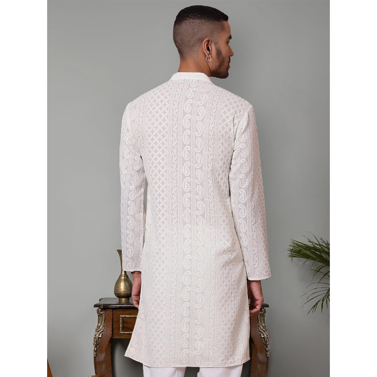 Jompers White Chikankari Embroidered Kurtas For Men. (White, S)