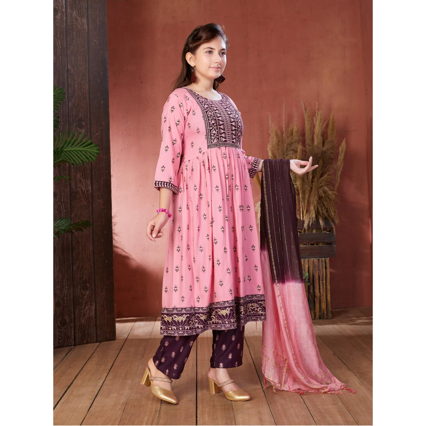 Aarika Girls Ethnic Wear Print Colour Foil Print Sequin Rayon Kurti (9-16 Years) Pink