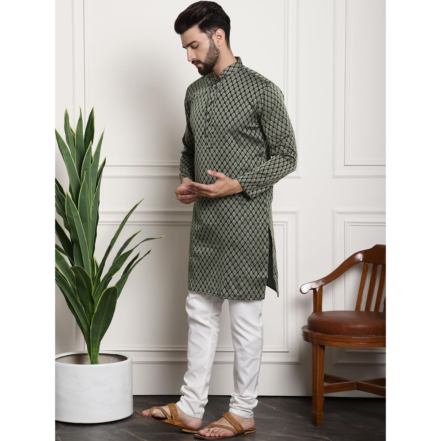 Sojanya (Since 1958 Men's Jacquard Silk Dgreen Kurta And Off-White Pyjama With Cream Nehru Jacket