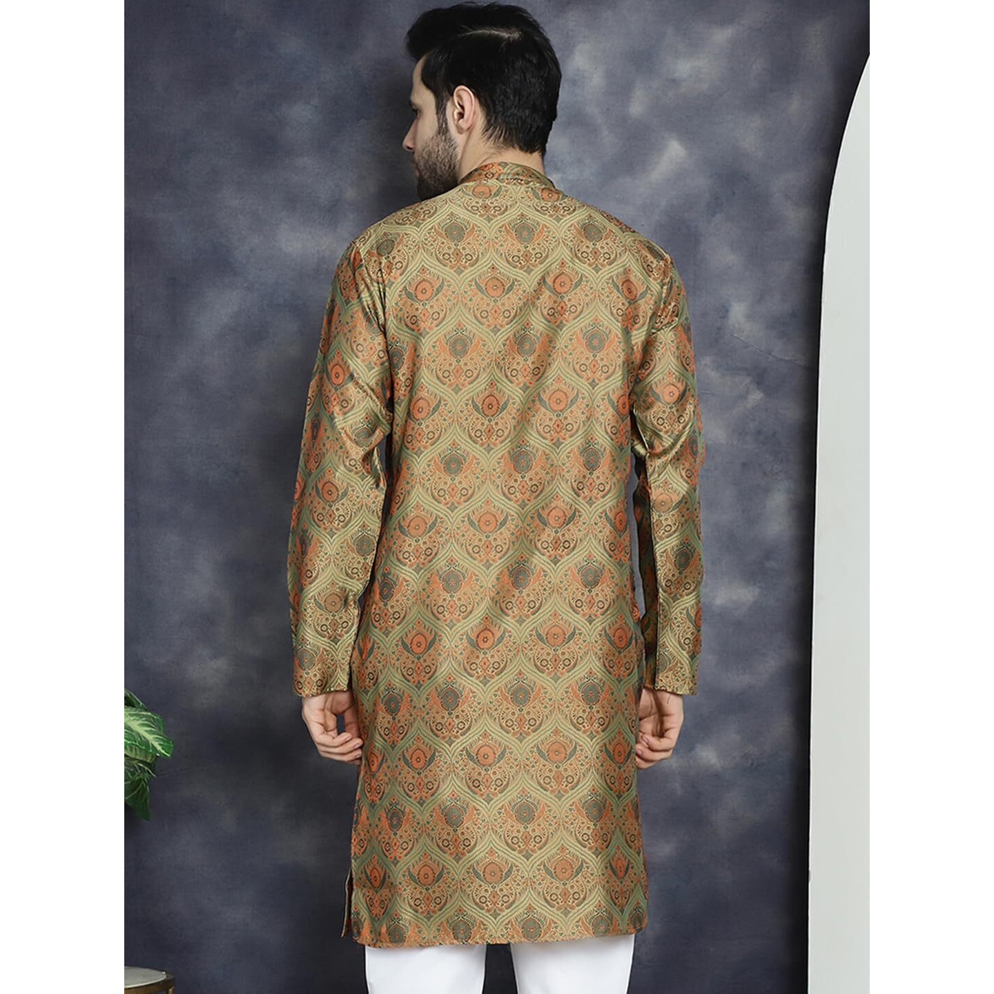 Jompers Men's Golden Silk Blend Straight Kurtas (Golden, M)