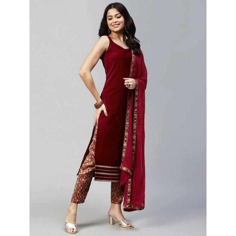 Sanisa Women's Solid Velvet Straight Kurta Set With Dupatta (37Kbd463N-L_Maroon)