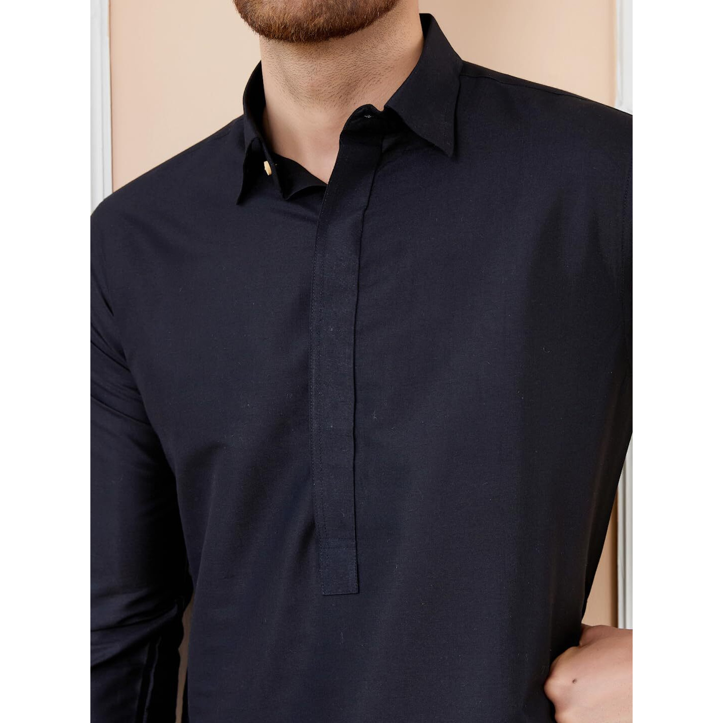 See Designs Men Black Cotton Solid Spread Collar Curved Hem Side Slit Full Sleeve Pathani Kurta With Pyjama - Bnrskt62801Xs