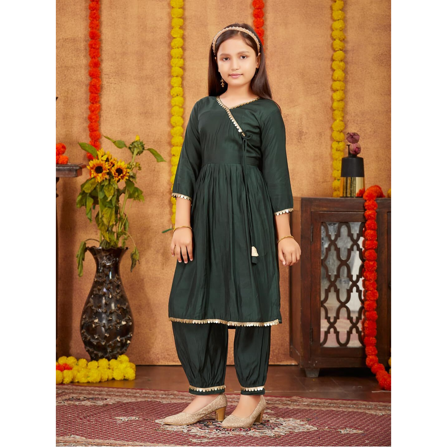 Aarika Girls Ethnic Wear Dark Green Colour Solid Sequins Lace Work Silk Kurti Patiala Set (5-11 Years)