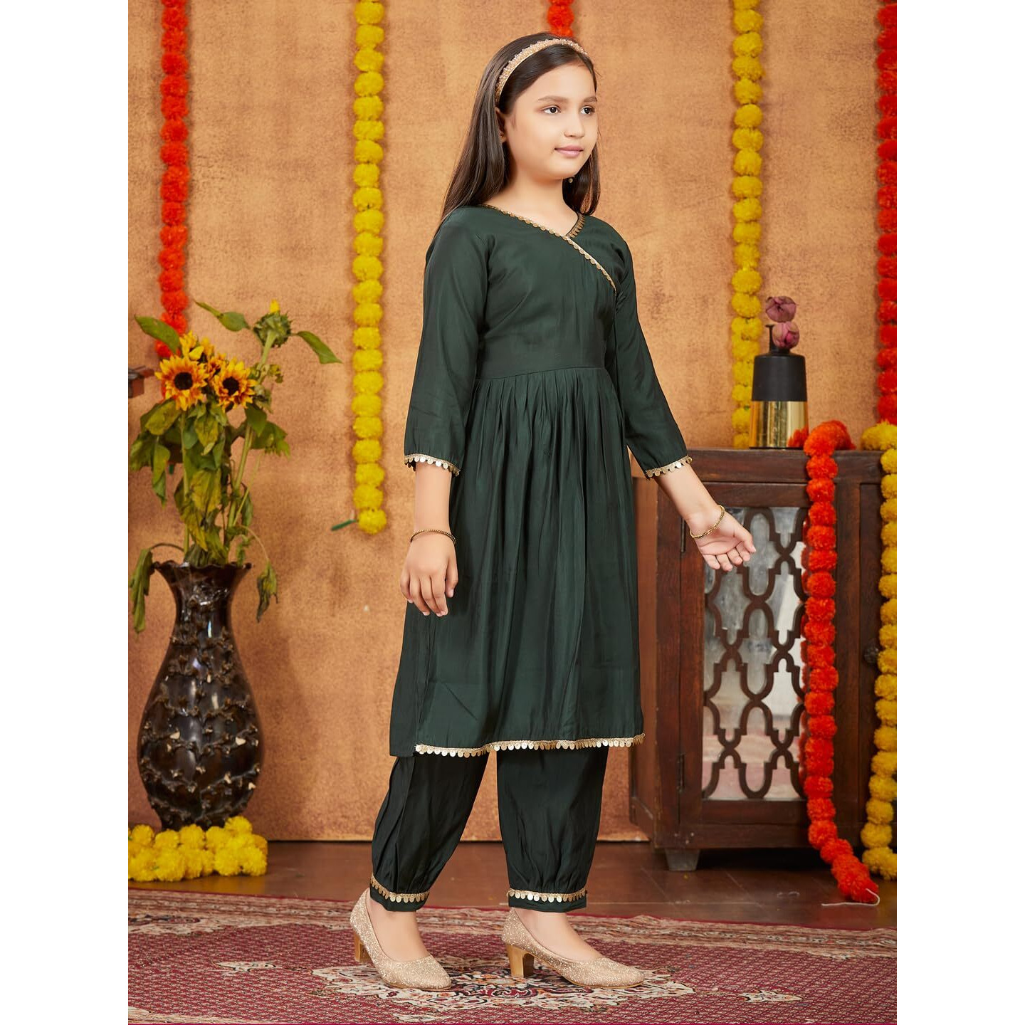 Aarika Girls Ethnic Wear Dark Green Colour Solid Sequins Lace Work Silk Kurti Patiala Set (5-11 Years)