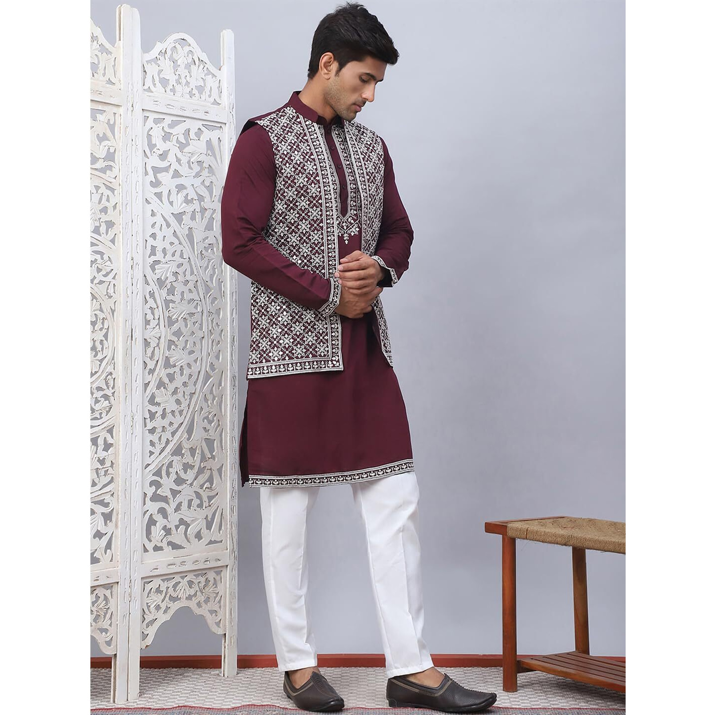 Jompers Purple Men's Embroidered Waistcoat And Kurta Pyjama. (Purple, M)