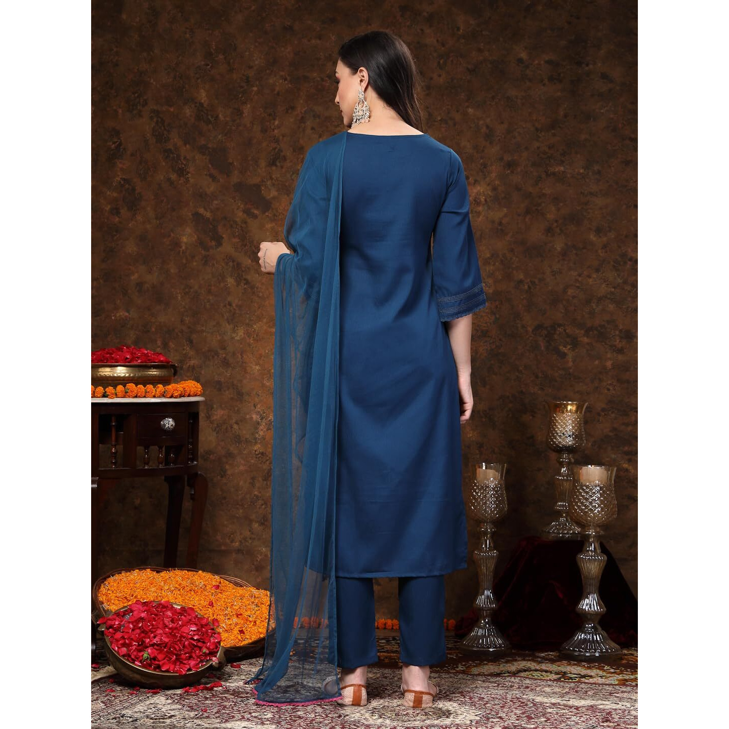 Stylum Women's Solid & Embroidered Italian Crush Straight Kurta Pant Dupatta Set (Kpdtealvooma40_Teal, L)