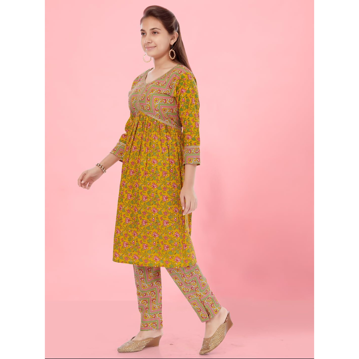 Aarika Girls Yellow-Green Colour Cotton Floral Print Kurti Pant (Kp-K-733-Yellow-34)