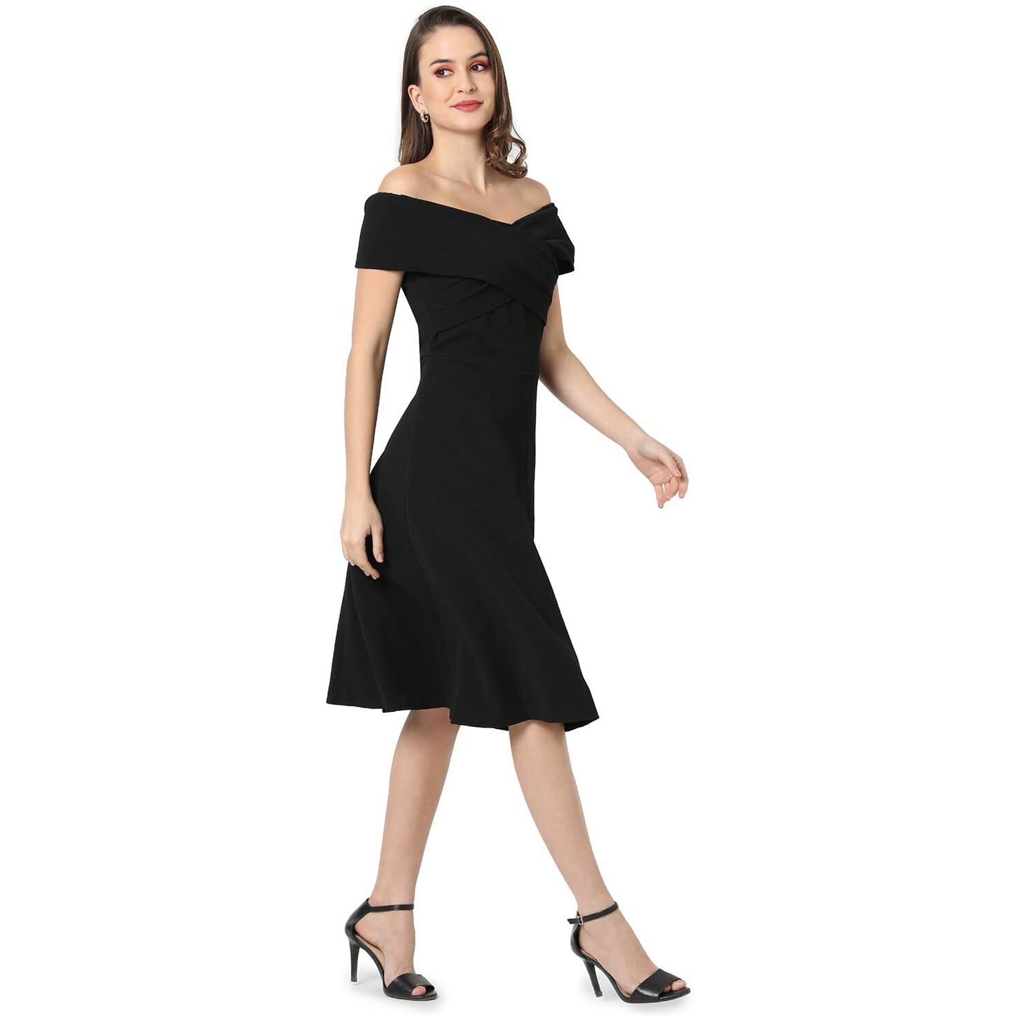 Campus Sutra Women Solid Off-Shoulder Casual Dresses(Ssmr22_Cswssdr5350_L) Black