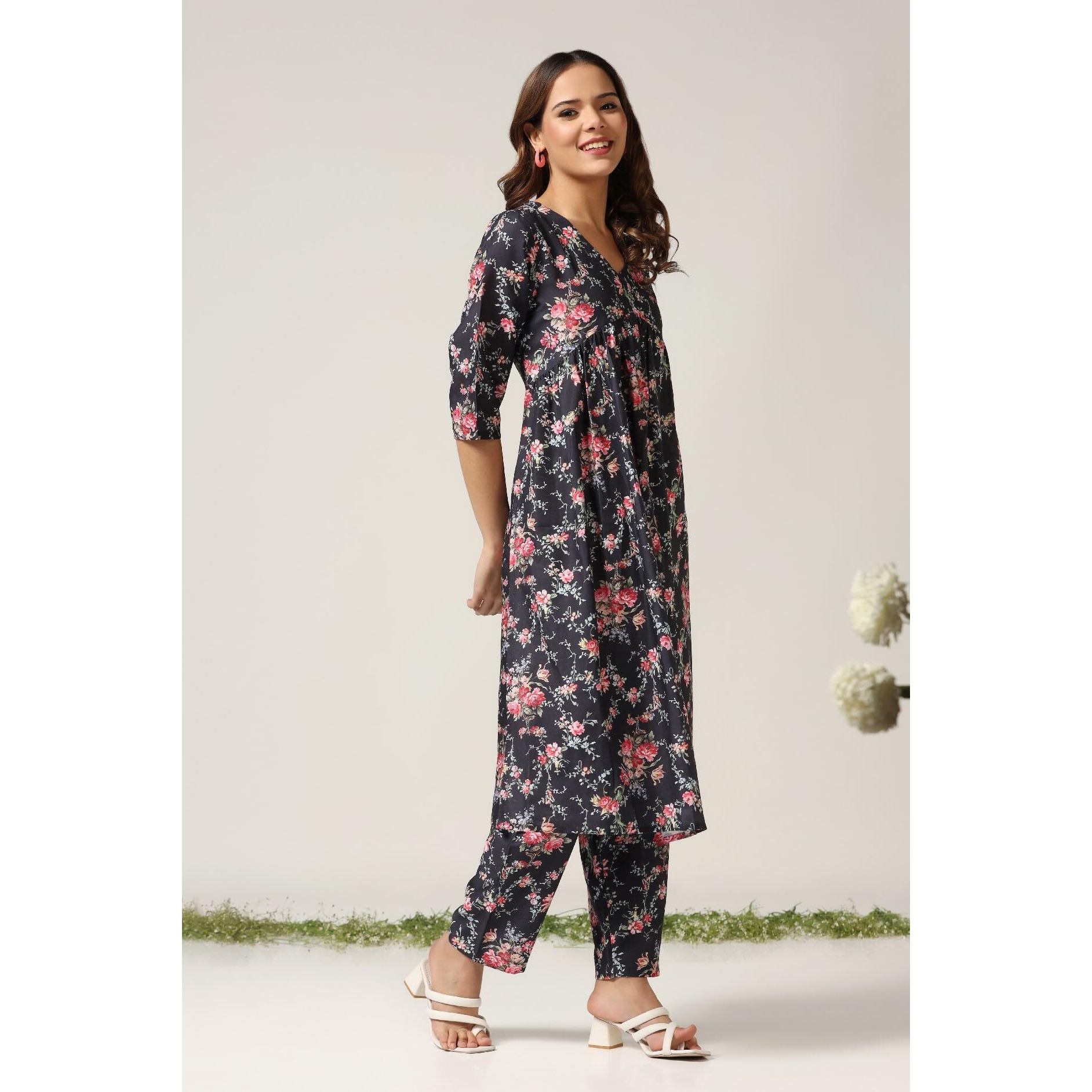 Om Sai Latest Creation Women Cotton Blend Fancy Kurta Set Regular Fit Printed (Oslc-K729&P151_Black_S)