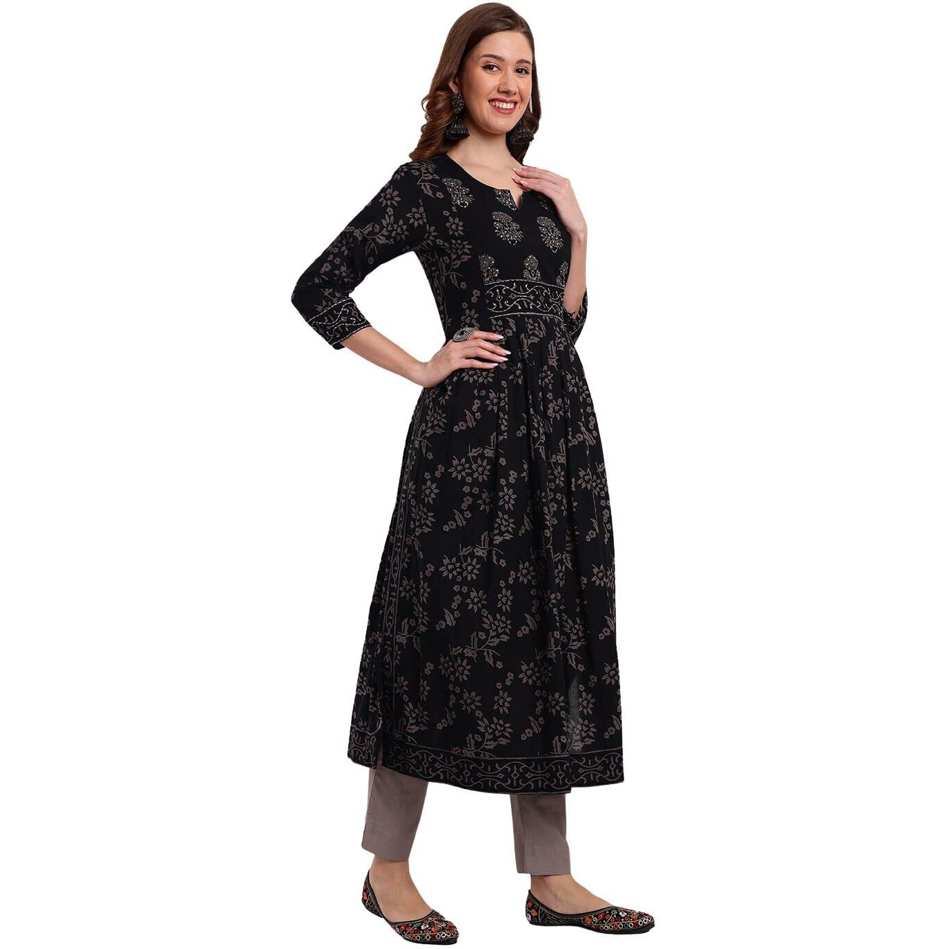 Rytras Women's Printed Nayra Cut Kurta(Black,3Xl)