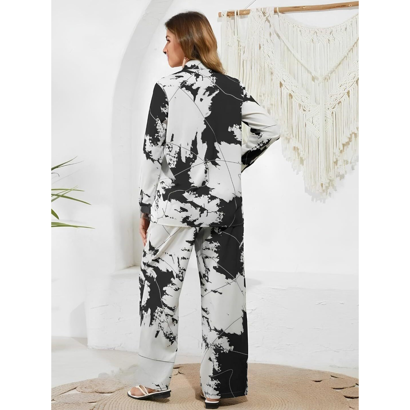 Gufrina Women's Abstract Print Co-Ords Set - Long Sleeve Open Collar Shirt And Wide-Leg Pants Ensemble (Blue M)