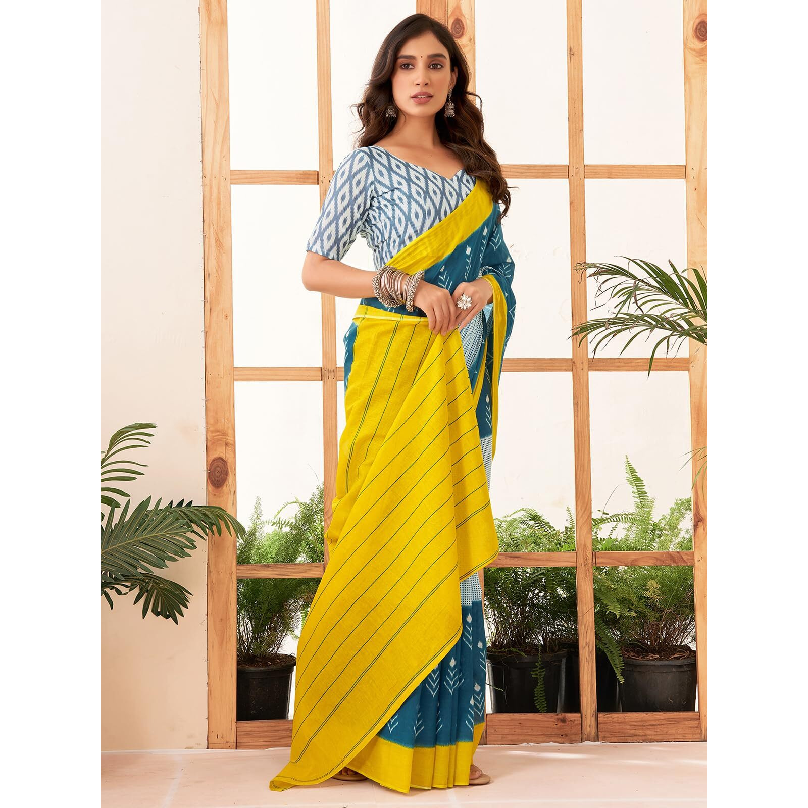 Satrani Women's Pure Cotton Printed Saree With Unstitched Blouse Piece (3885S378N_Rama Blue & Yellow & Off White)