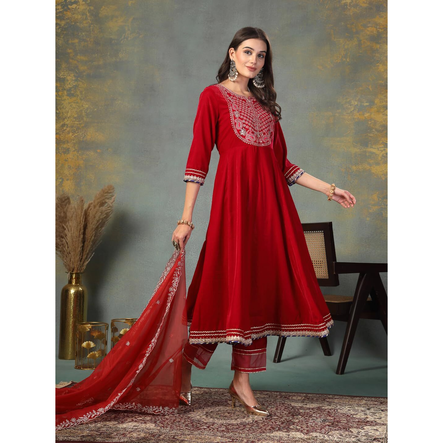 Stylum Women's Solid & Embroidered Velvet Anarkali Kurta Pant Dupatta Set (Kpdpinkazra40_Pink, L)