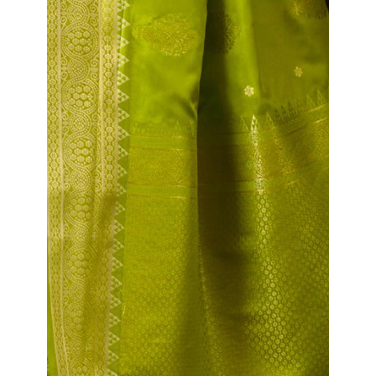 Satrani Women's Jacquard & Woven & Tassels Satin Saree (3972S1672N_Lime Green)
