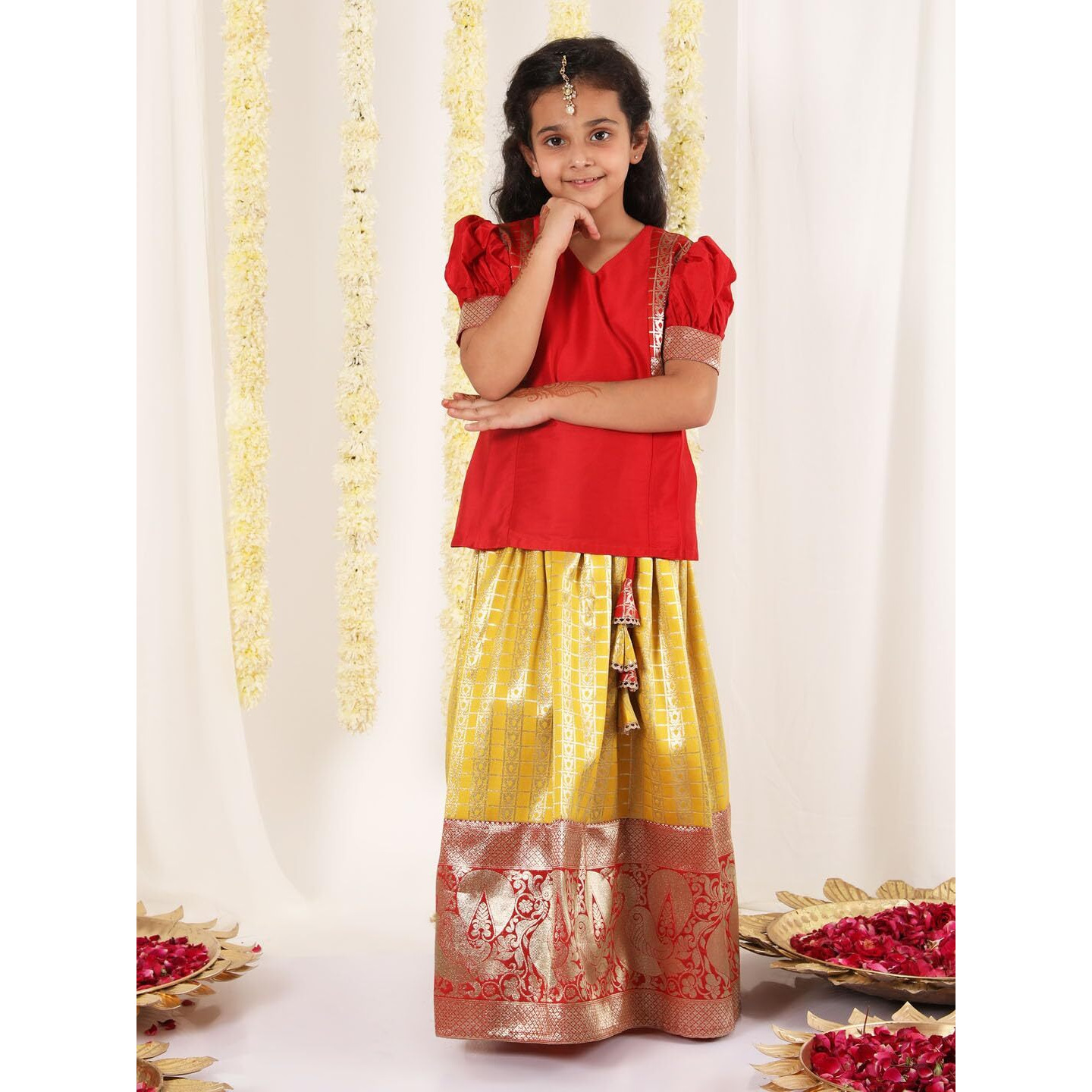 Jbn Creation Silk Blend Girls South Indian Style Pavda Pattu Lehenga (Jbnglc052Md_24_Red And Yellow_4 5 Years)