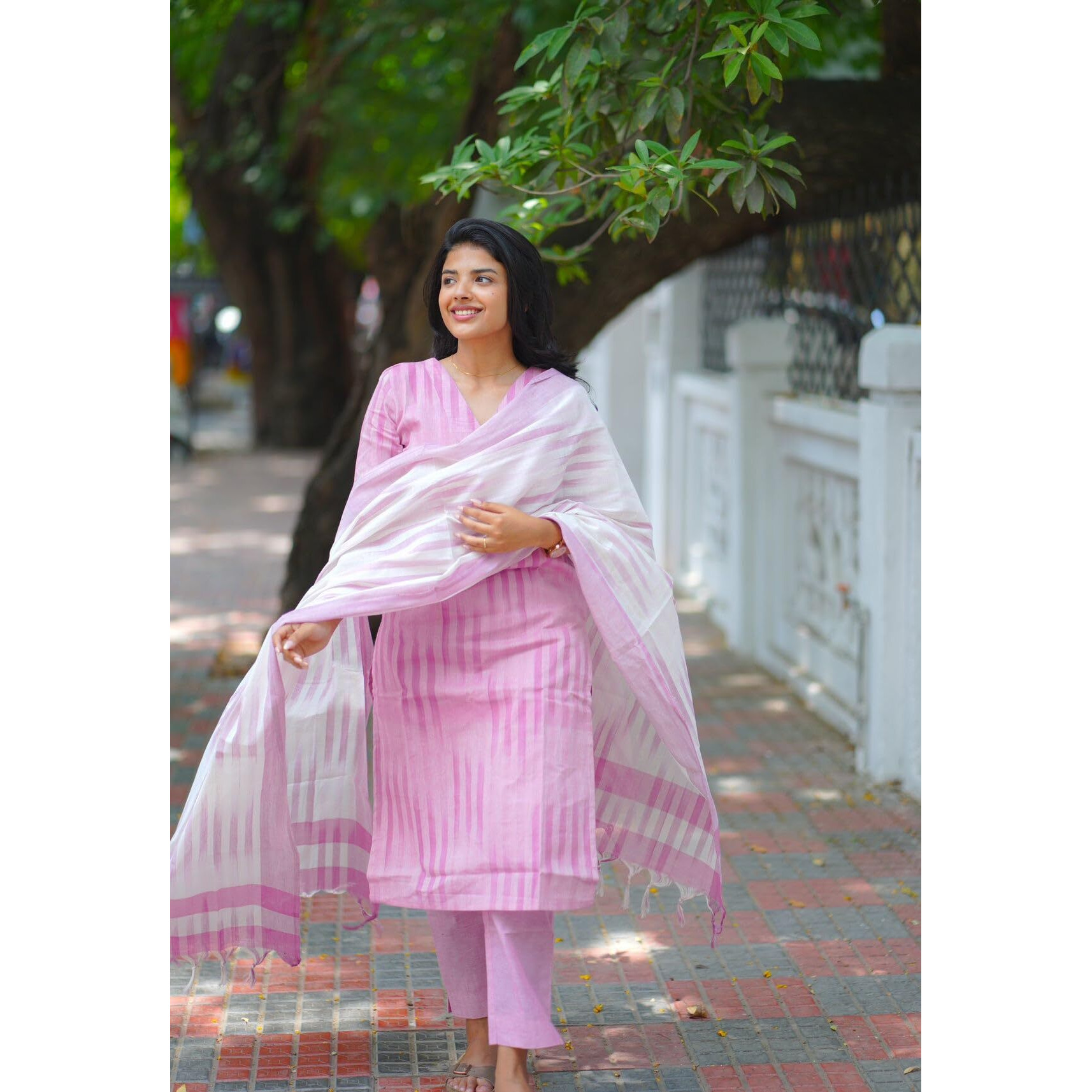 Anni Designer Women's Rayon Viscose Printed Straight Kurta With Pant & Dupatta (Aric Pink_L_Pink_Large)