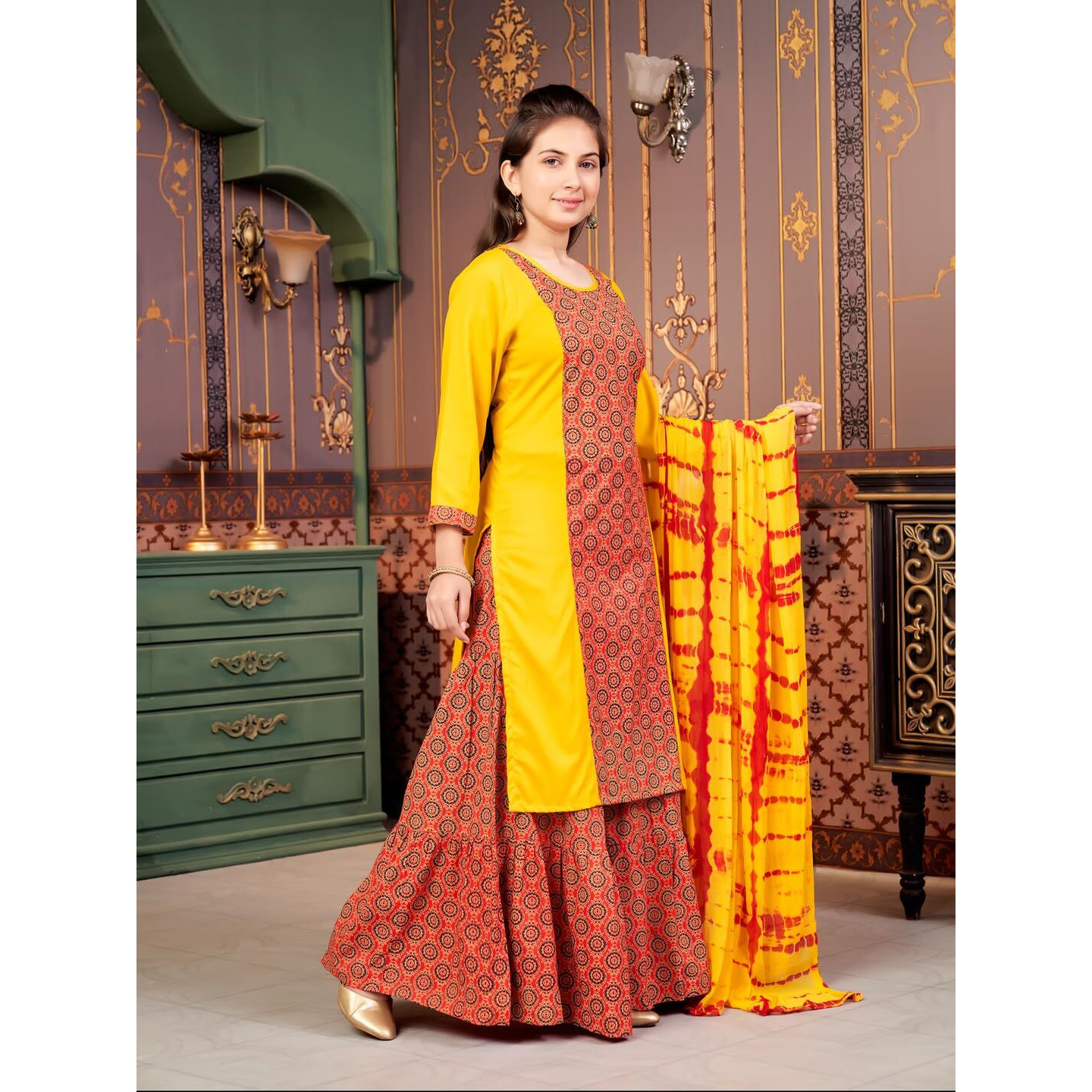 Aarika Girls Ethnic Wear Yellow Colour Damask Print Rayon Kurti-8-15 Years (Kurti-Tr-K-864)