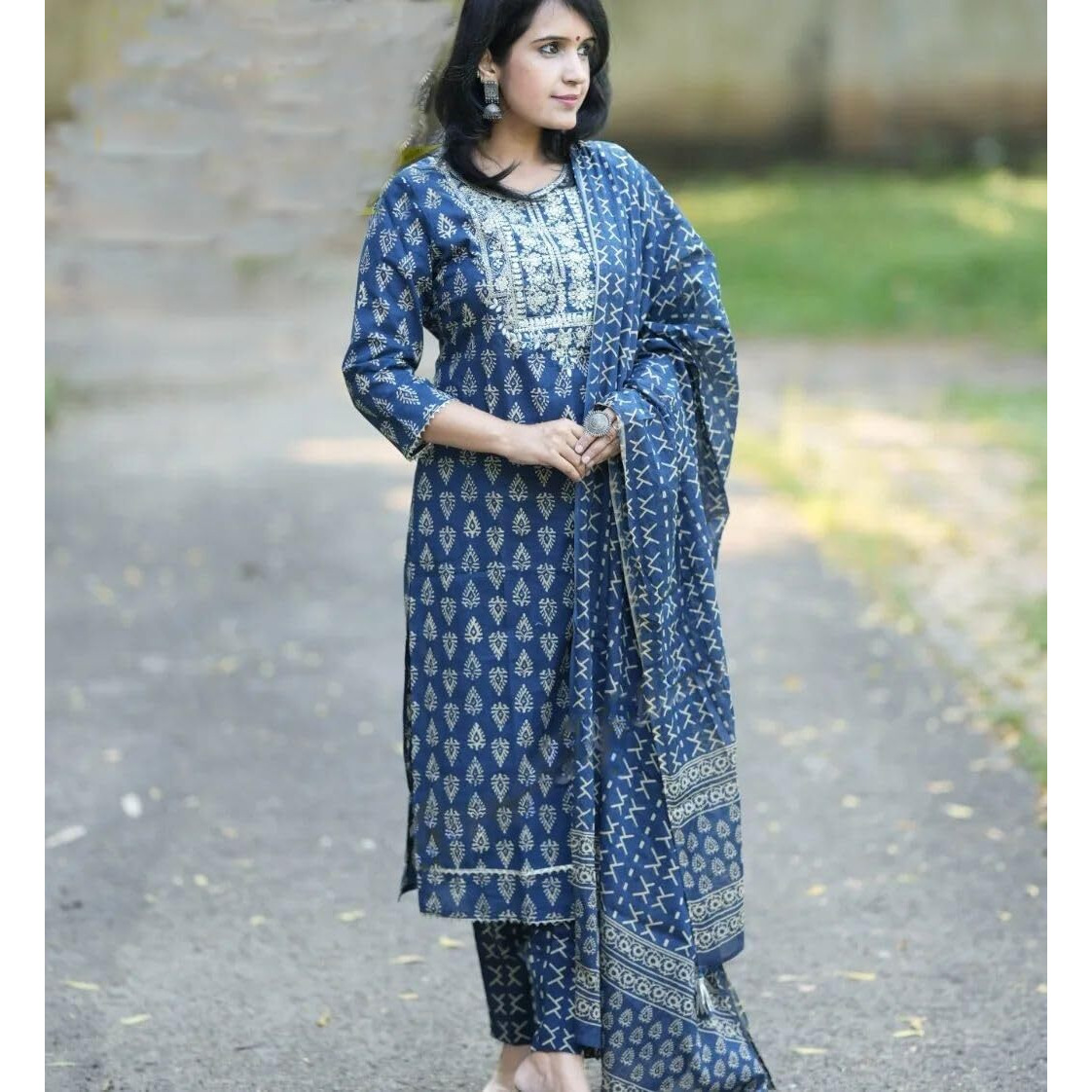 Nermosa Women Embroidery Straight Kurta And Pant Set With Dupatta (In, Alpha, Xl, Blue)